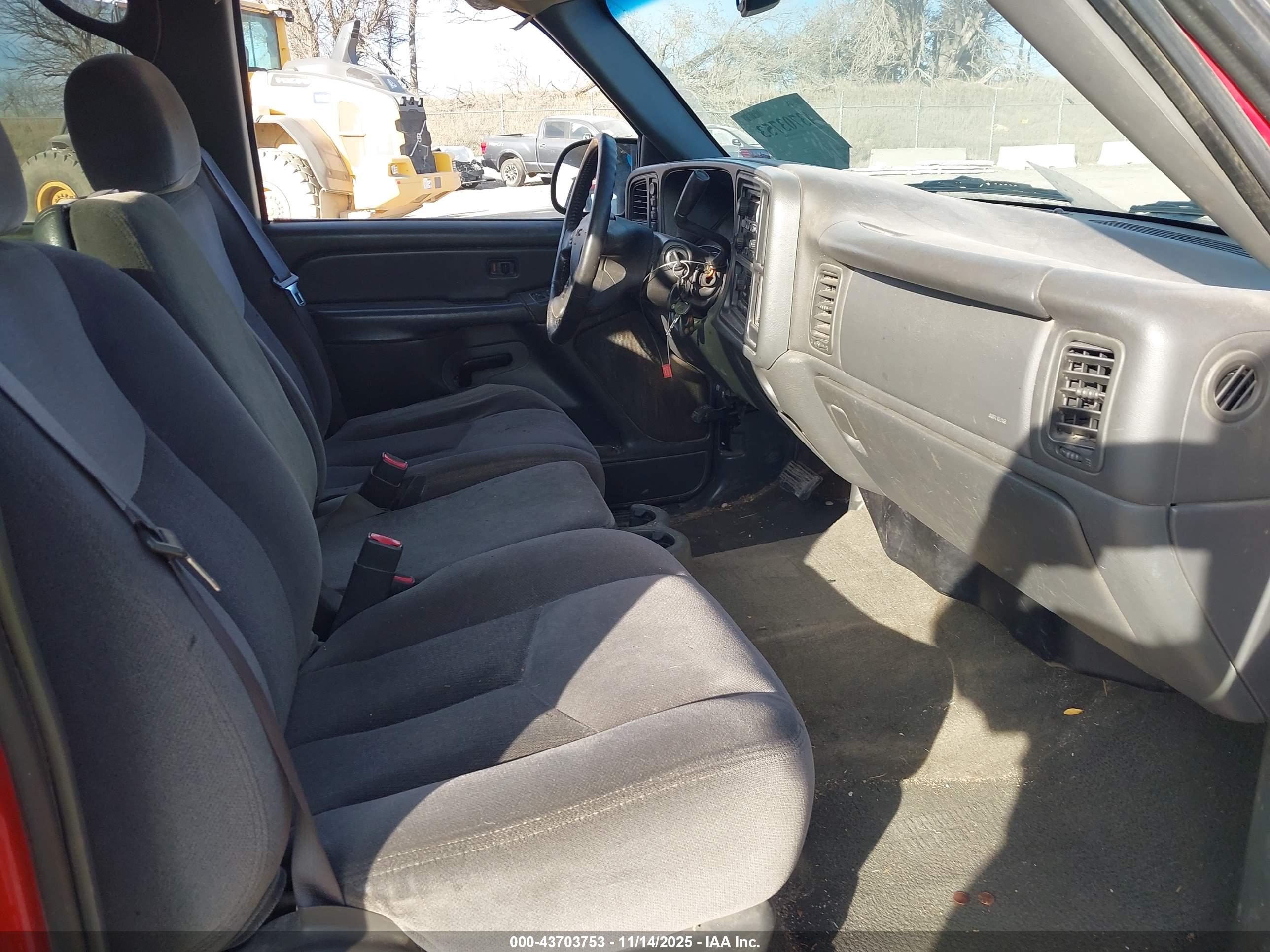 GMC SIERRA image 5