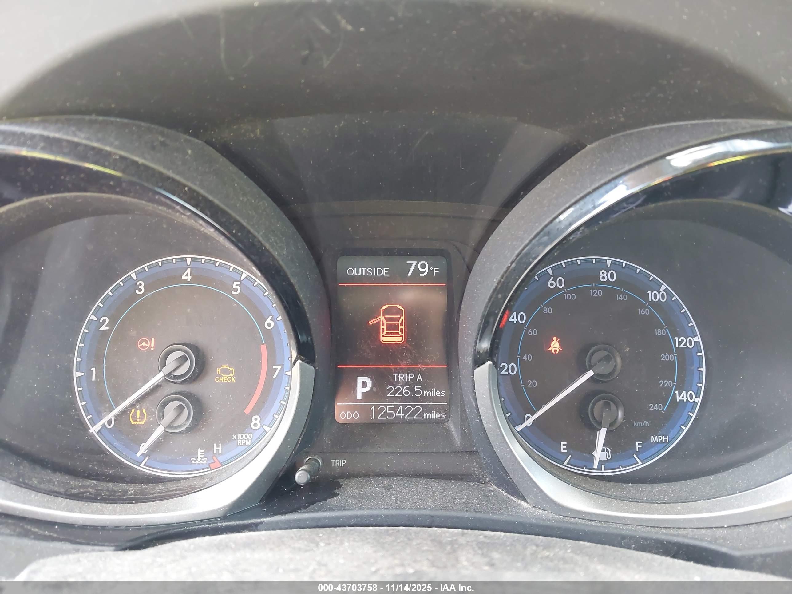 TOYOTA COROLLA image 7