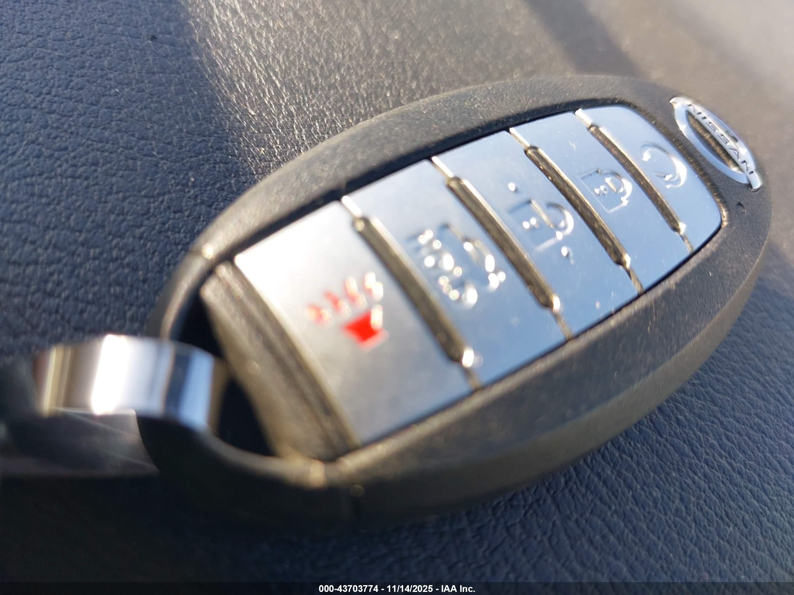 NISSAN ALTIMA image 11