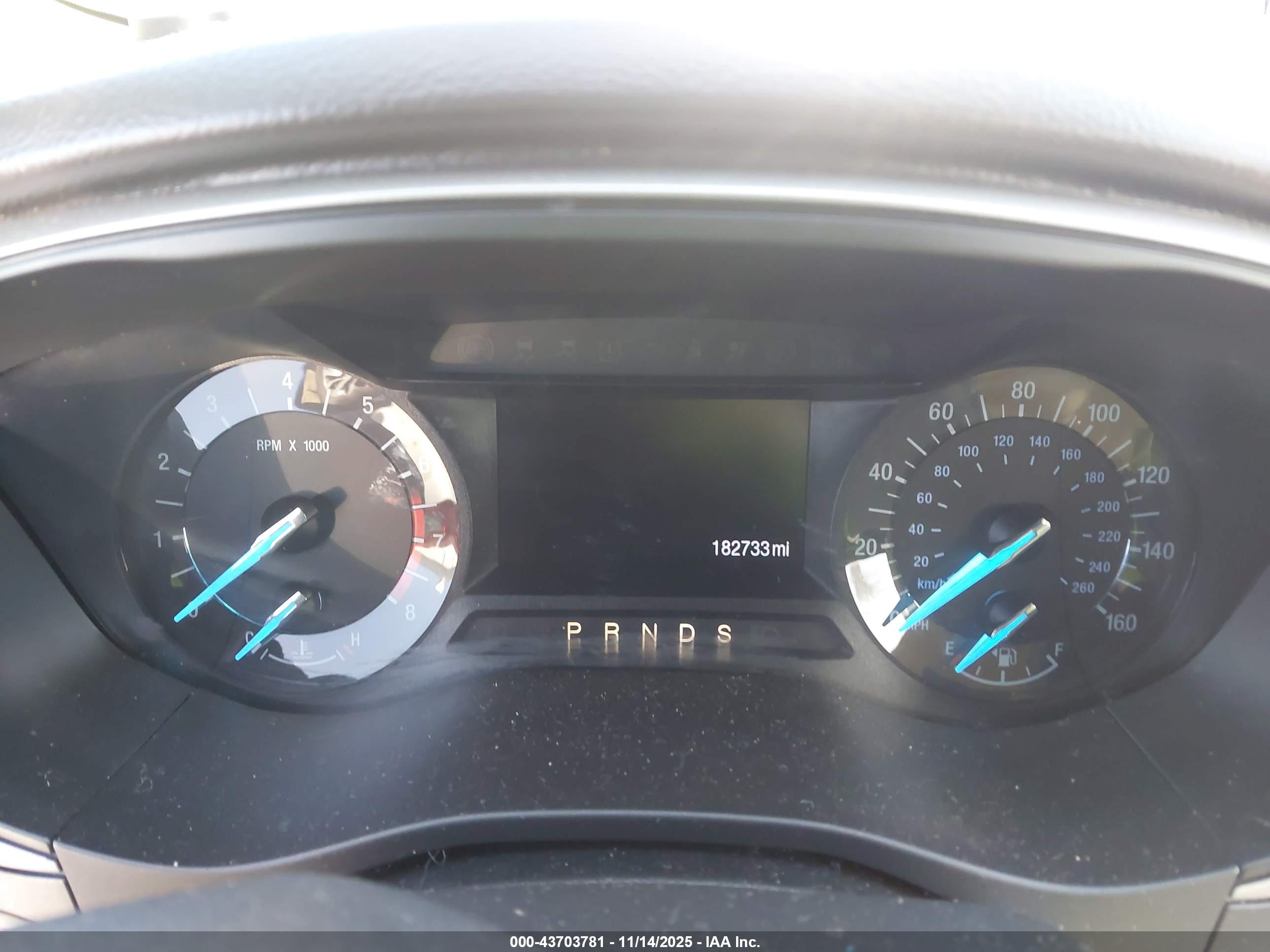 FORD FUSION image 7