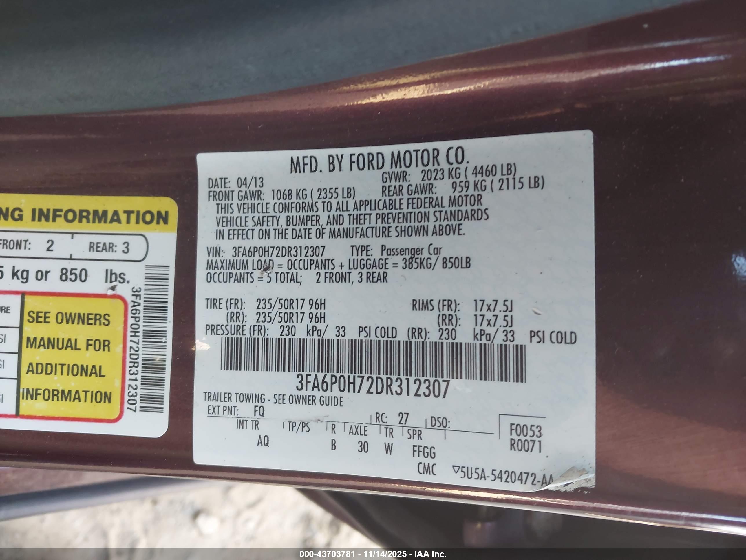 FORD FUSION image 9