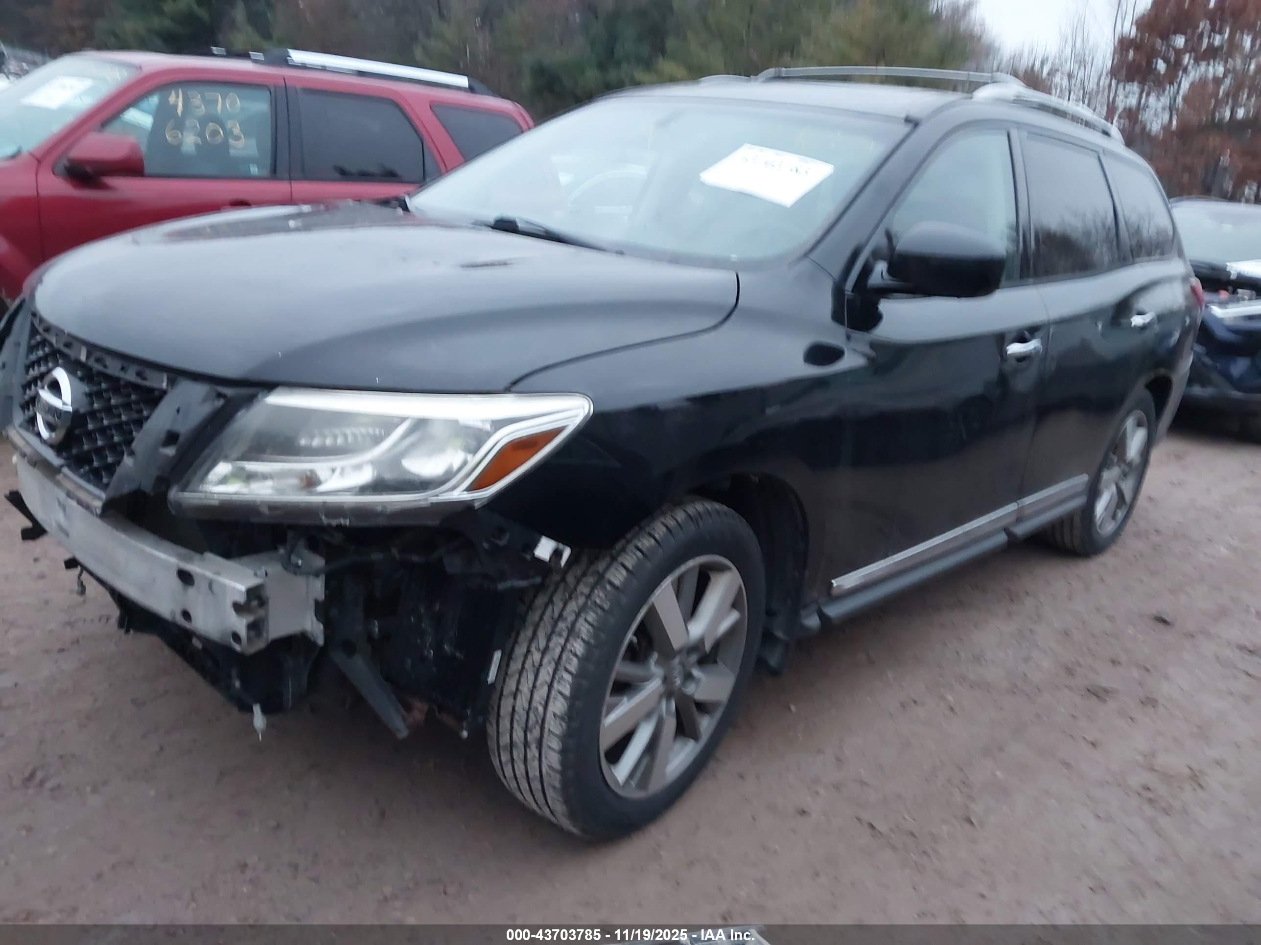 NISSAN PATHFINDER image 2