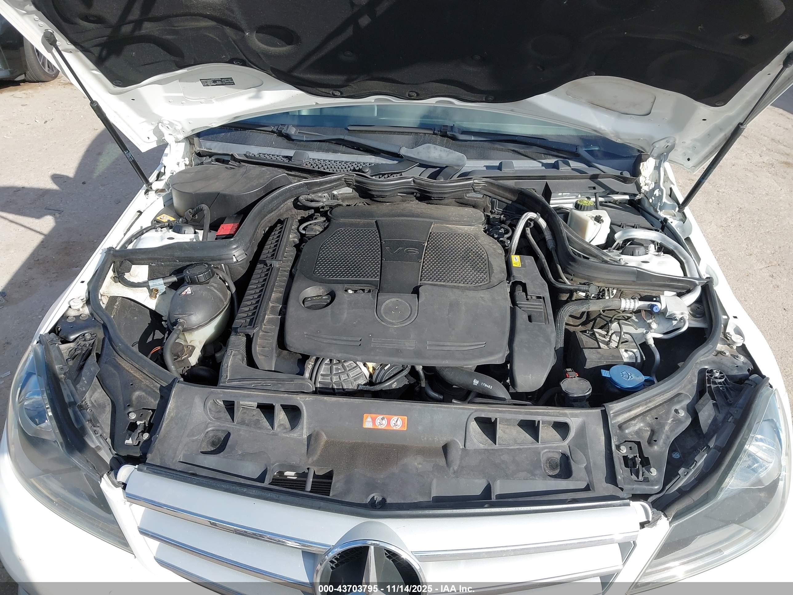 MERCEDES-BENZ C image 10