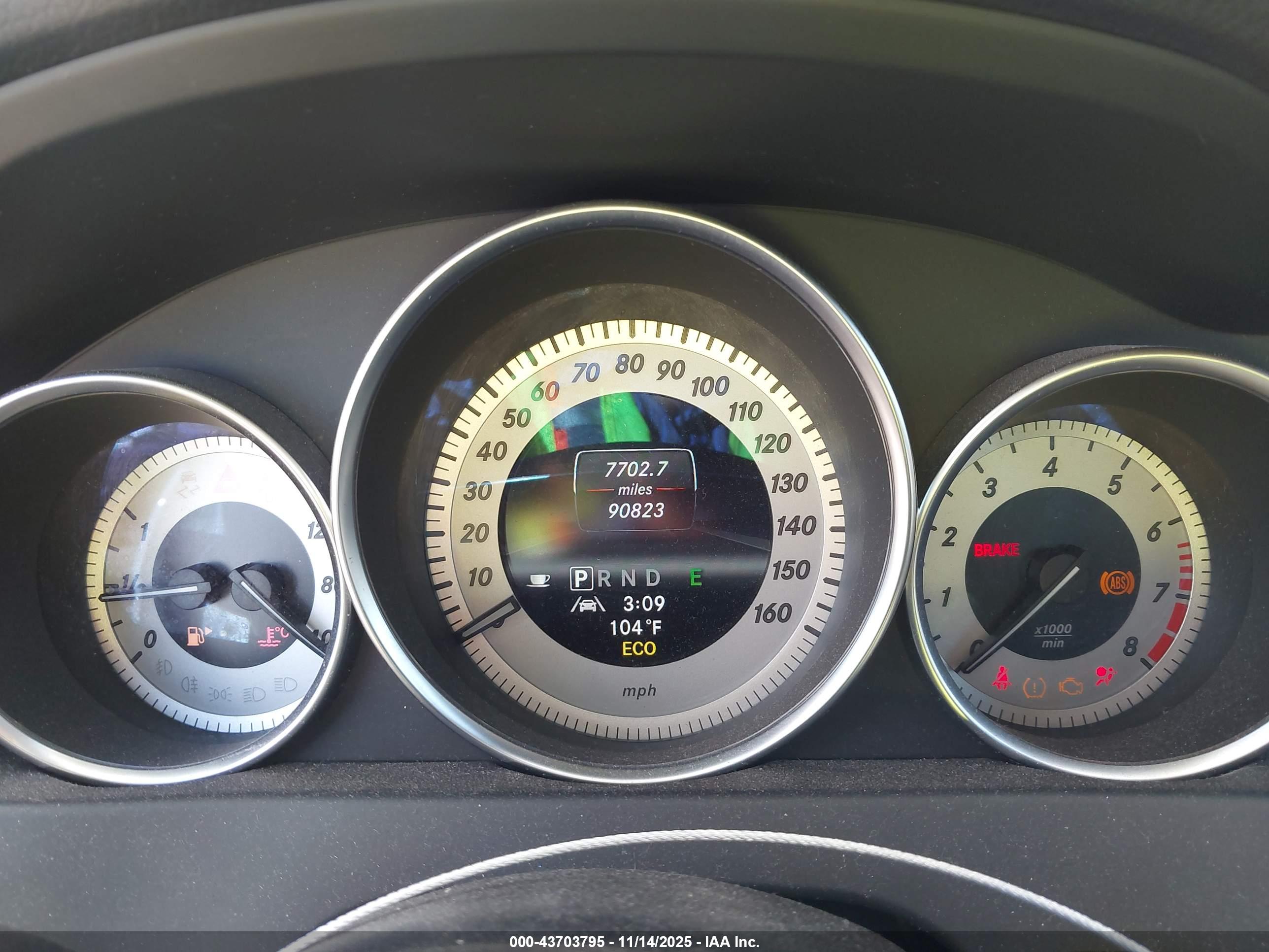 MERCEDES-BENZ C image 7