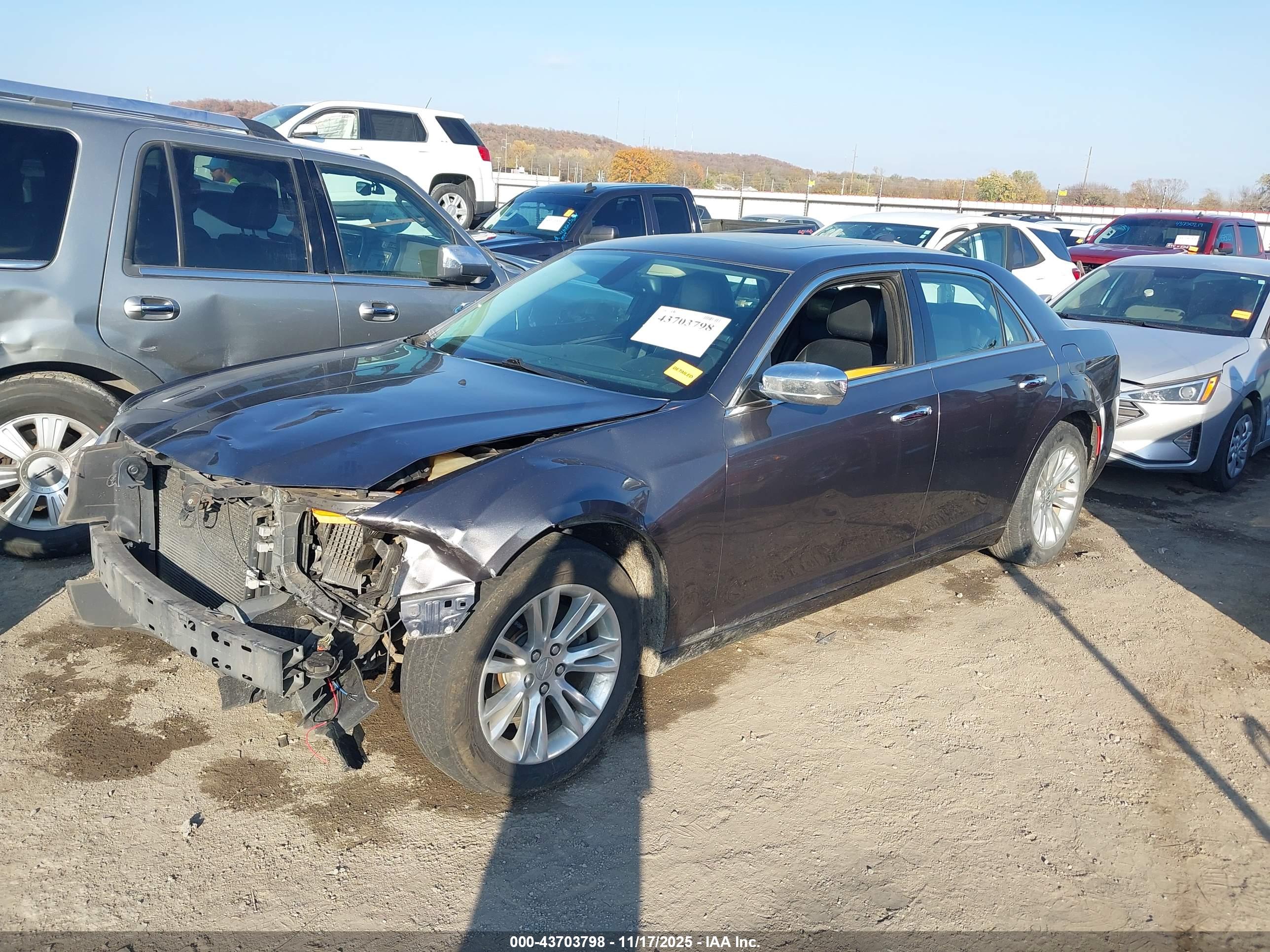 CHRYSLER 300C image 2