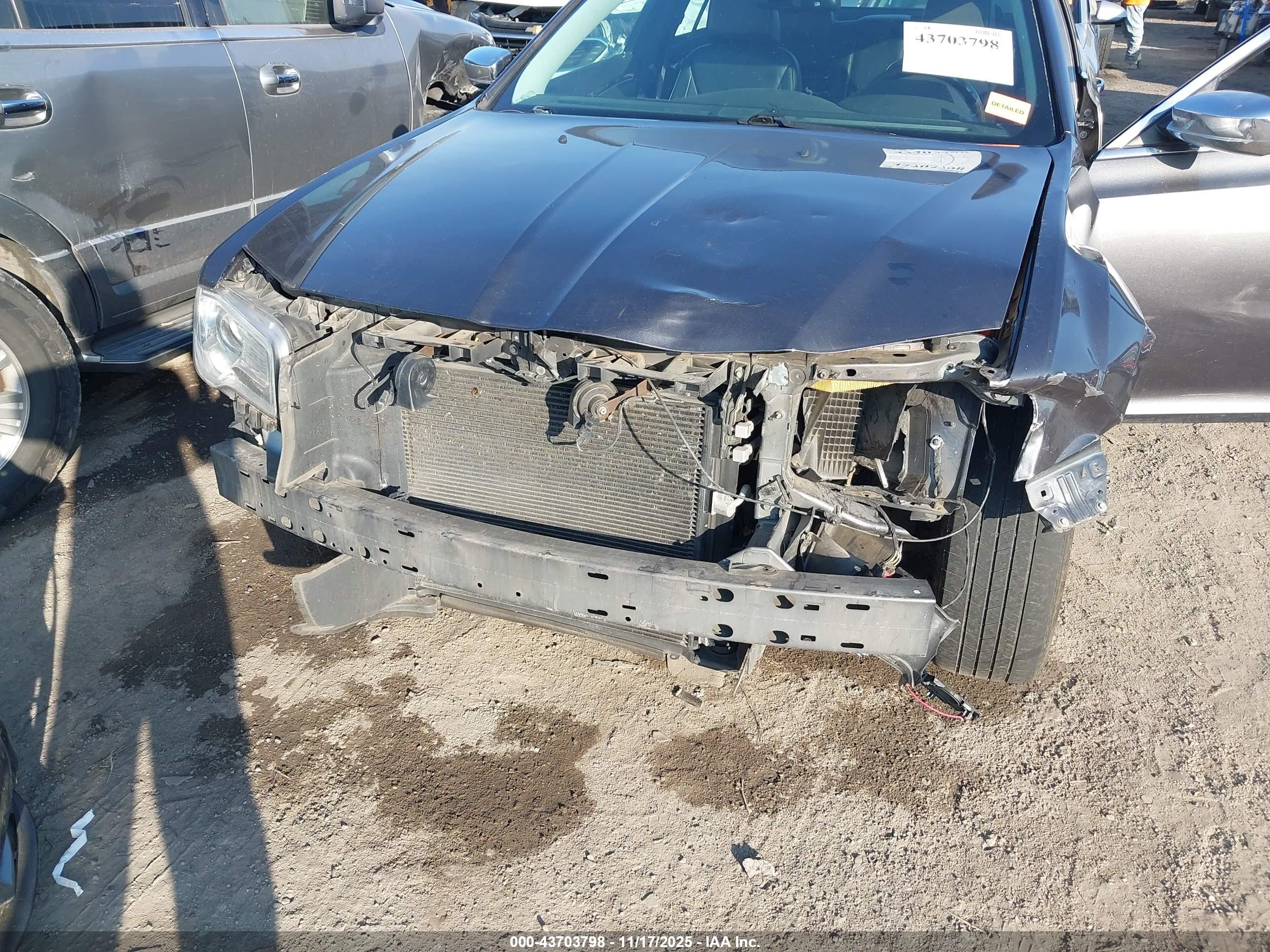CHRYSLER 300C image 6
