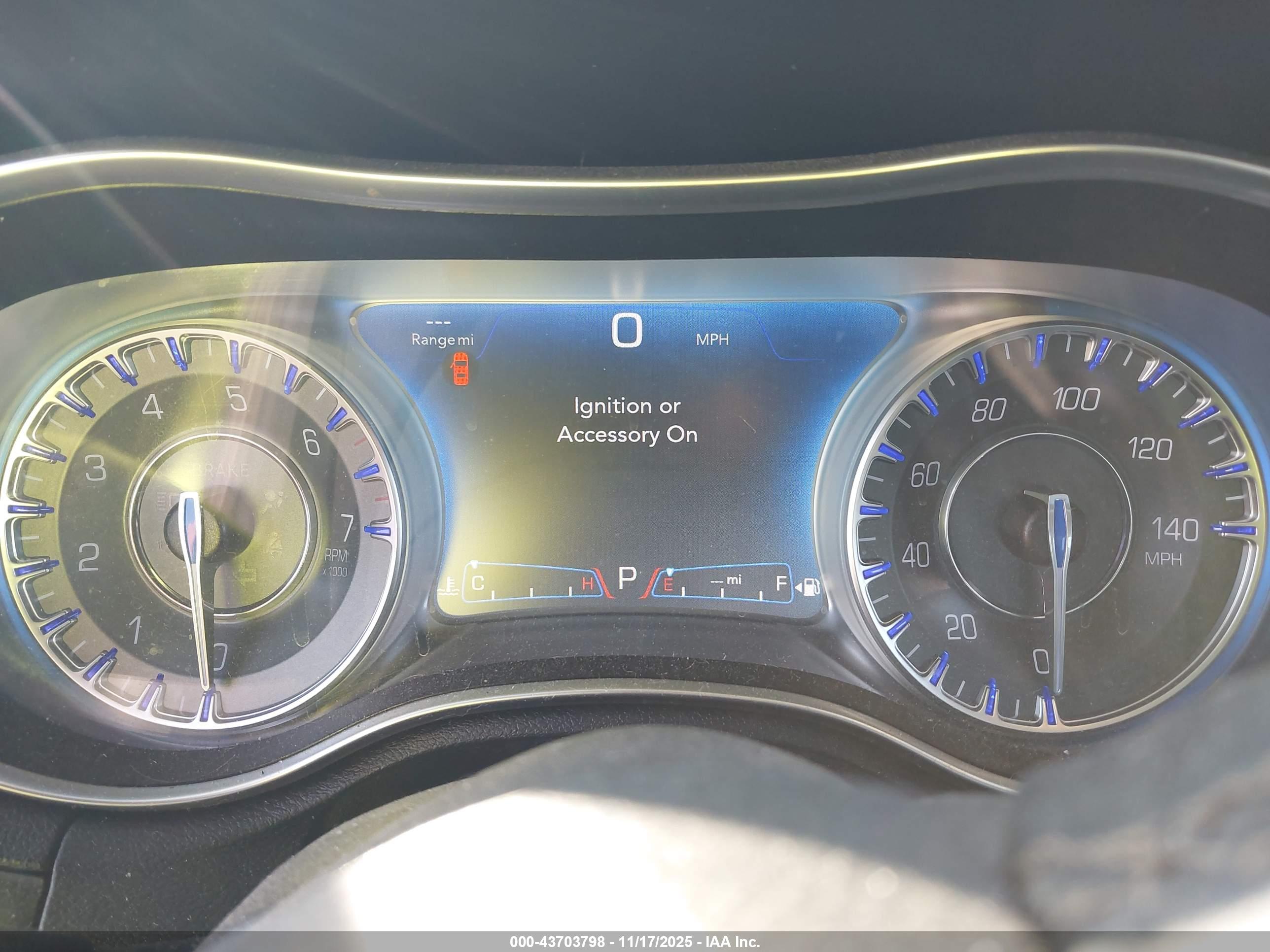 CHRYSLER 300C image 7