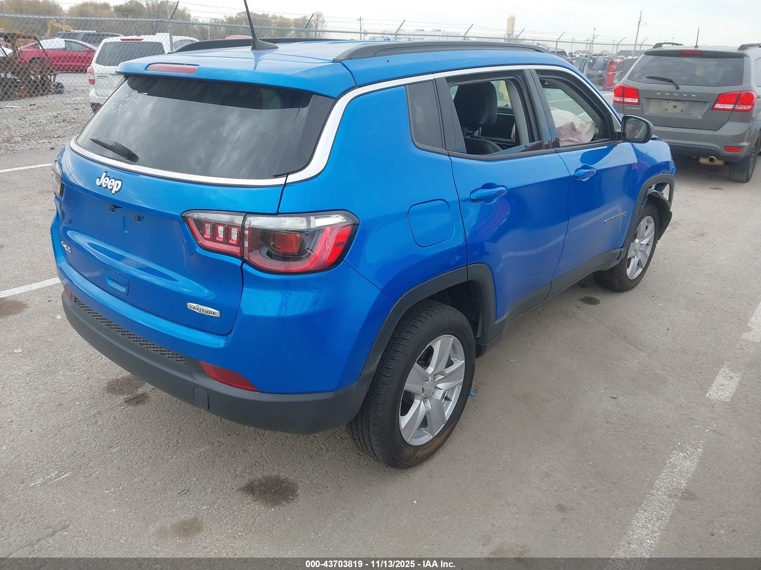 JEEP COMPASS image 4