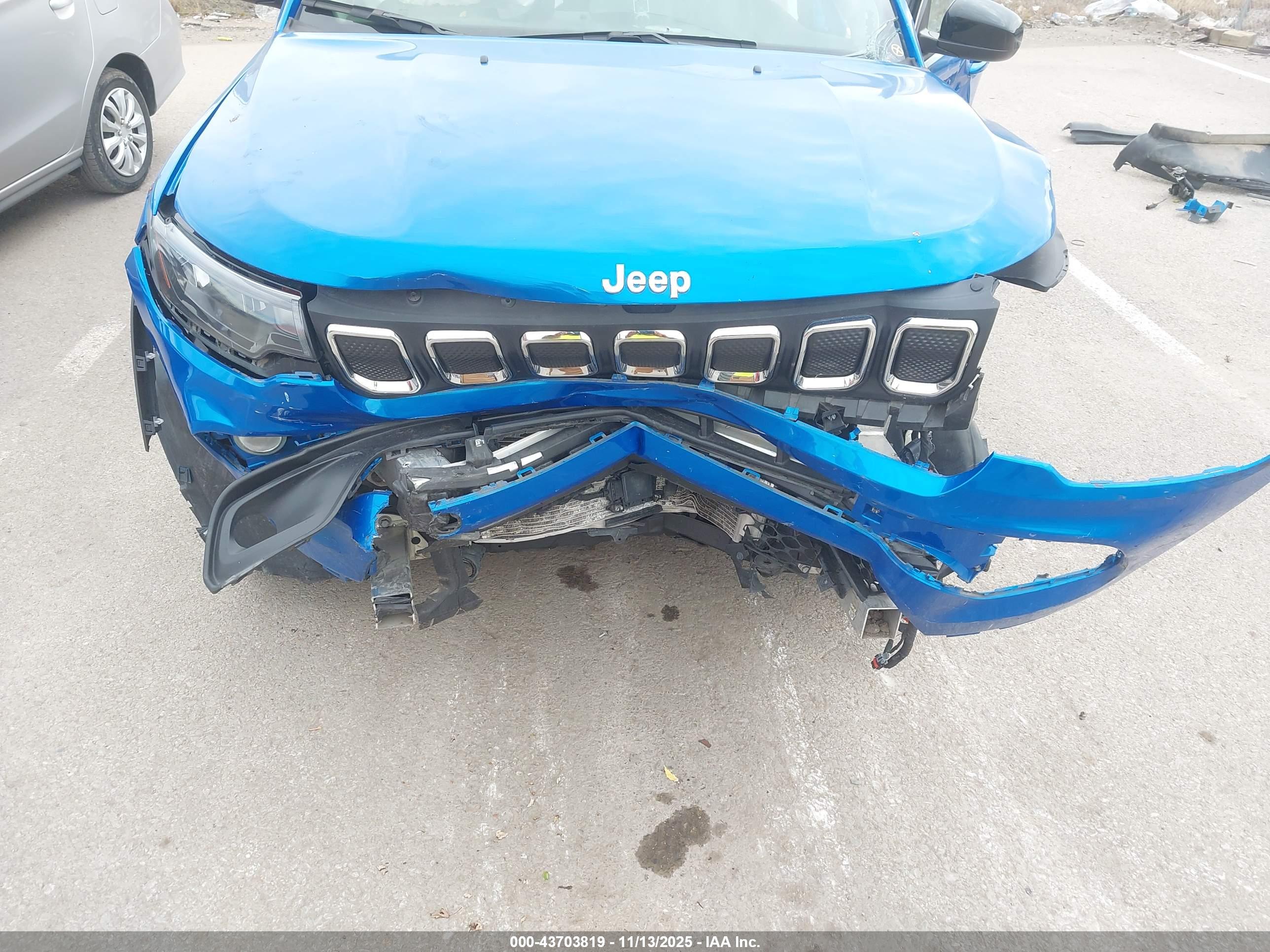 JEEP COMPASS image 6