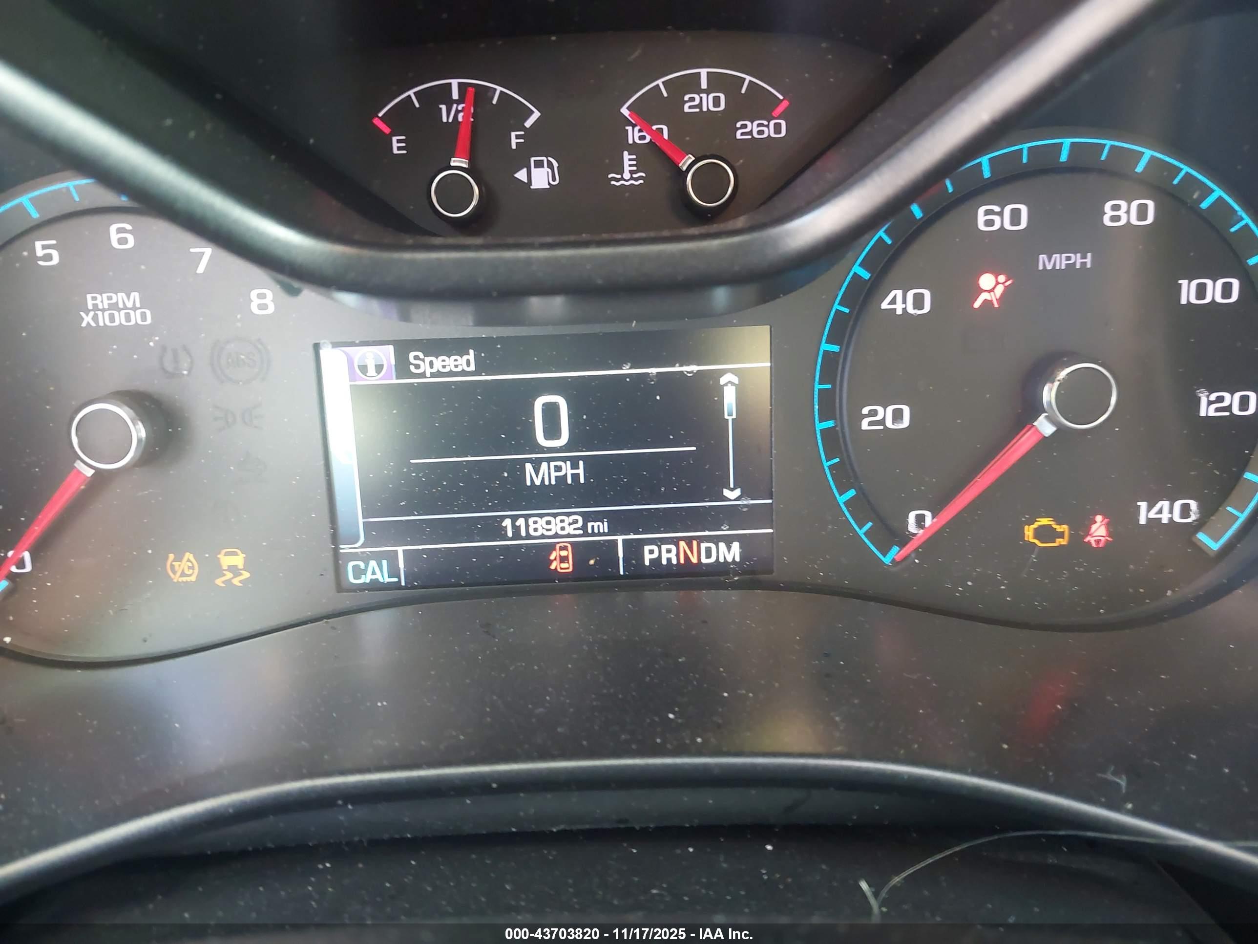 CHEVROLET COLORADO image 7