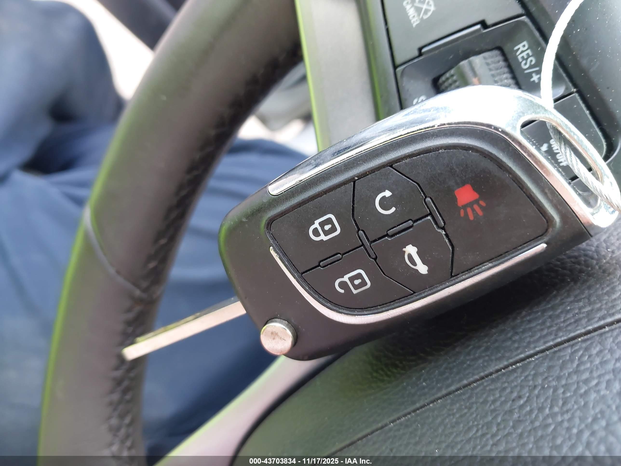 CHEVROLET TRAX image 11