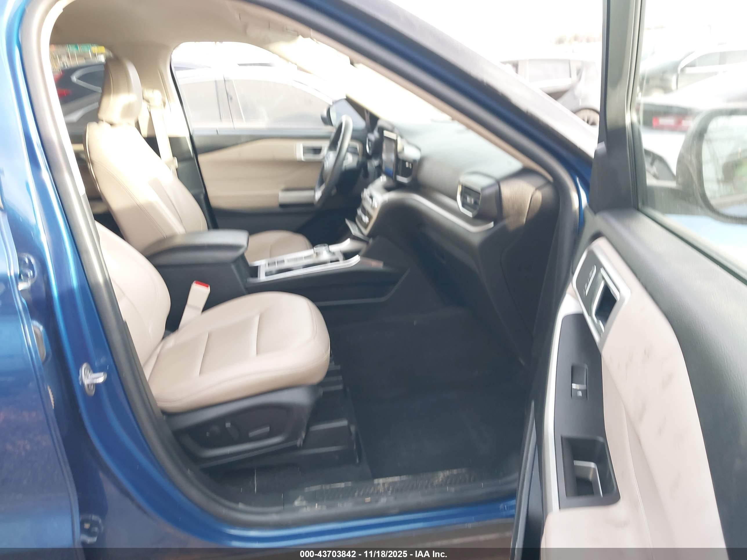 FORD EXPLORER image 5