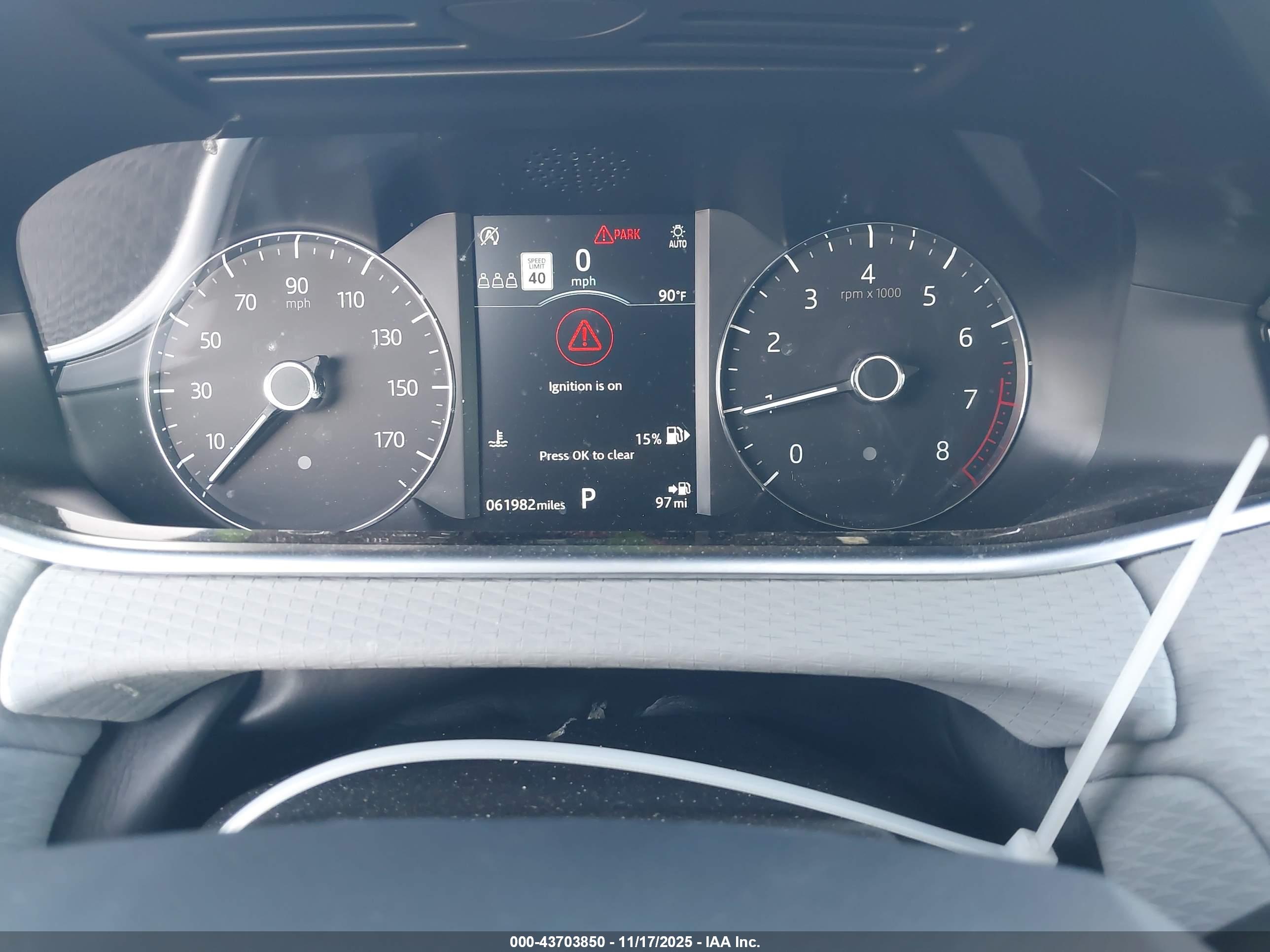 LAND ROVER image 7