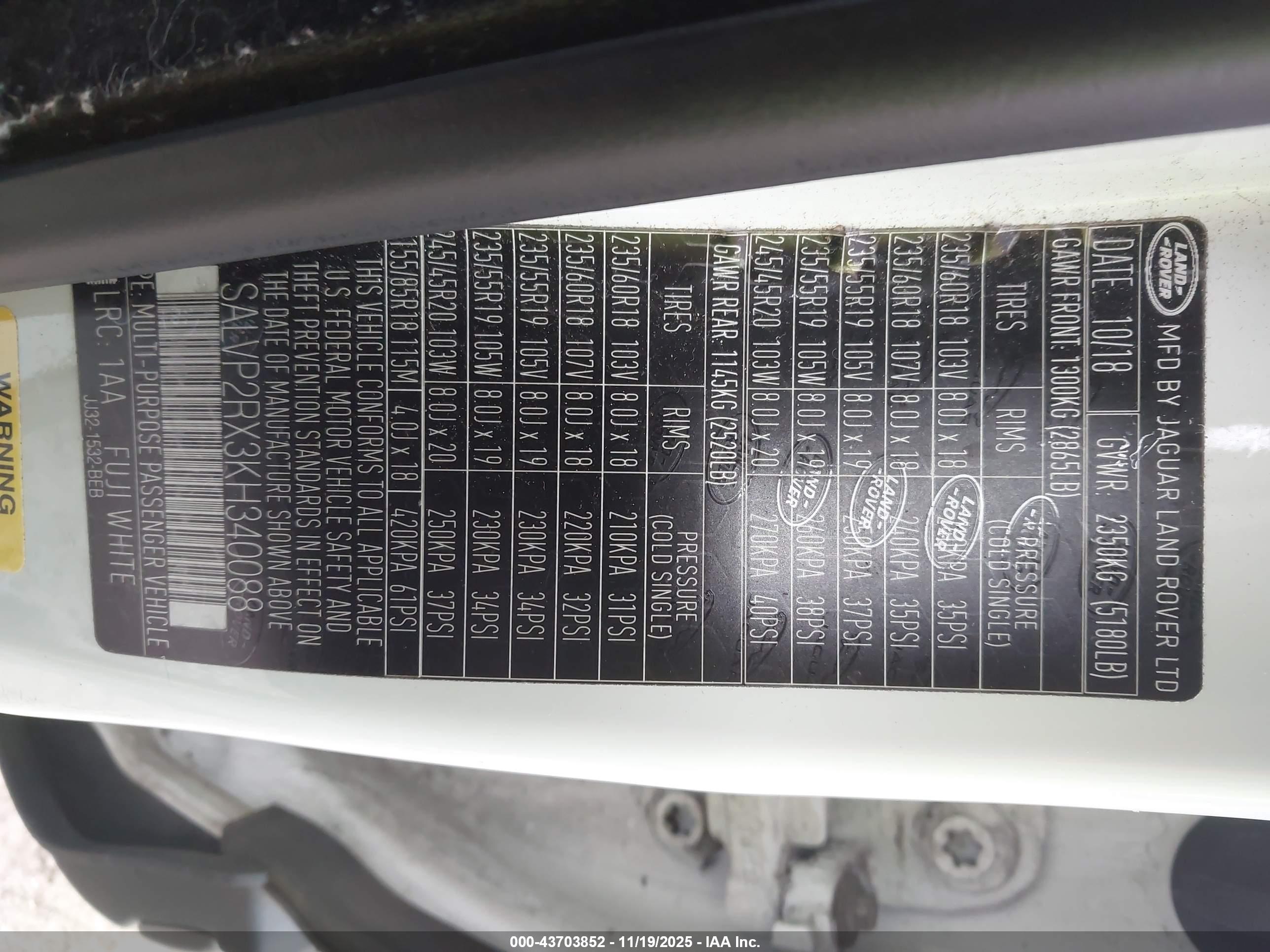 LAND ROVER image 9