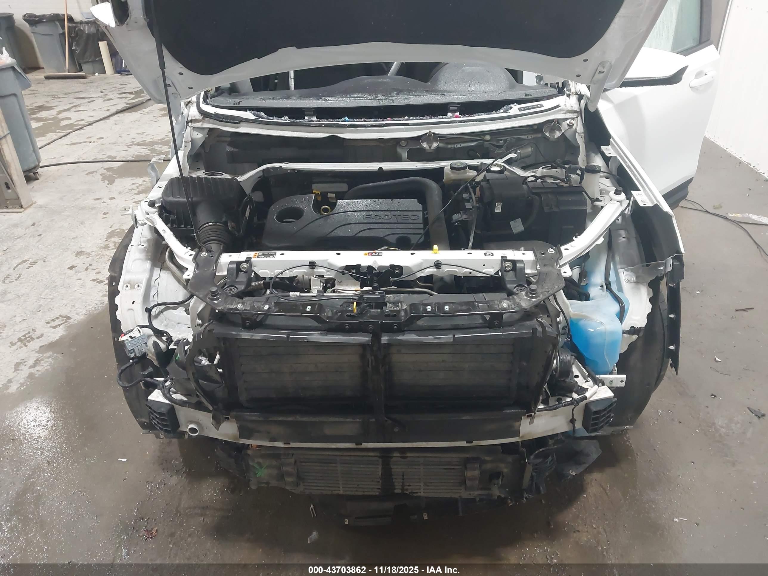 GMC TERRAIN image 10