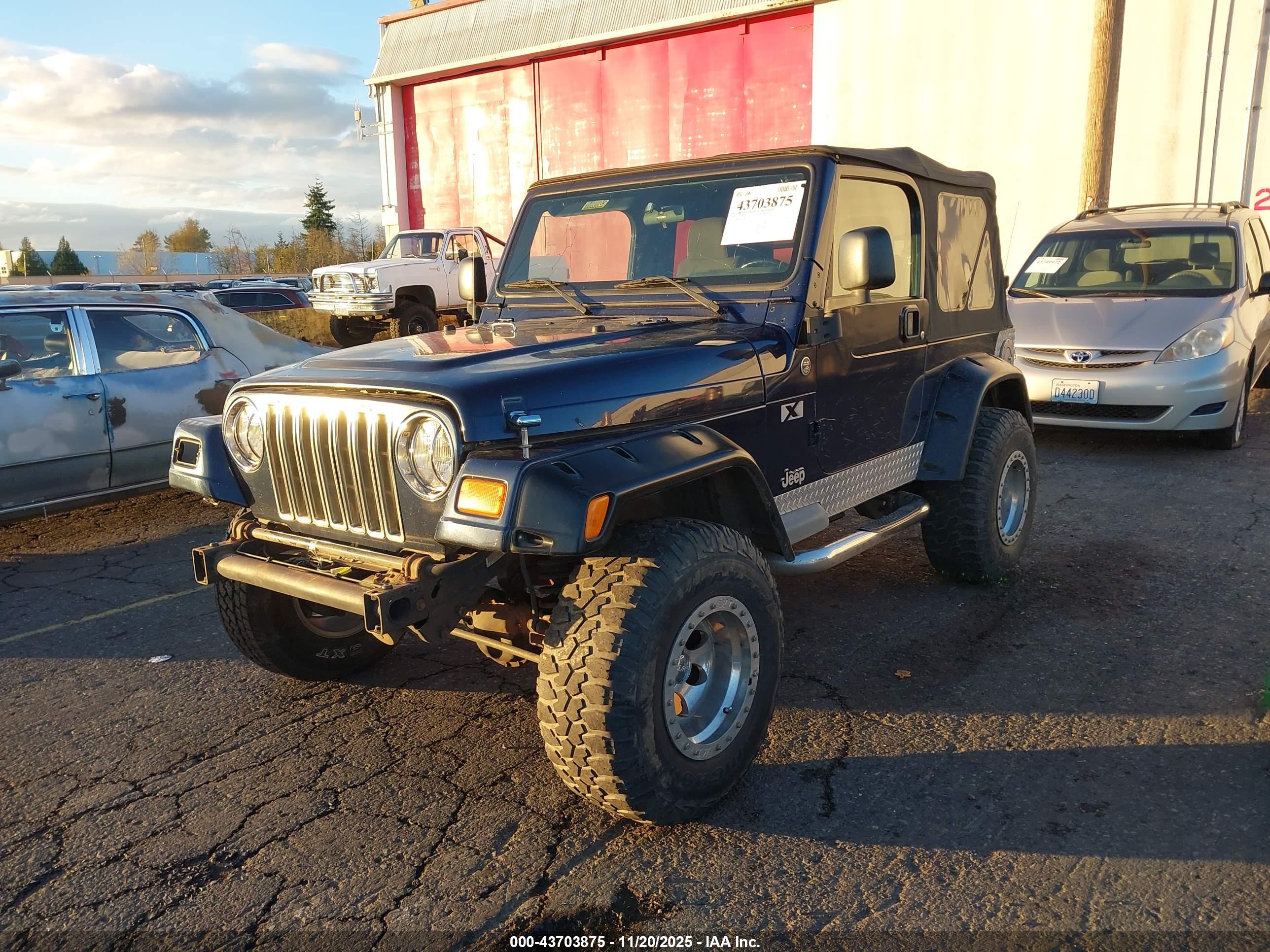 JEEP WRANGLER image 2