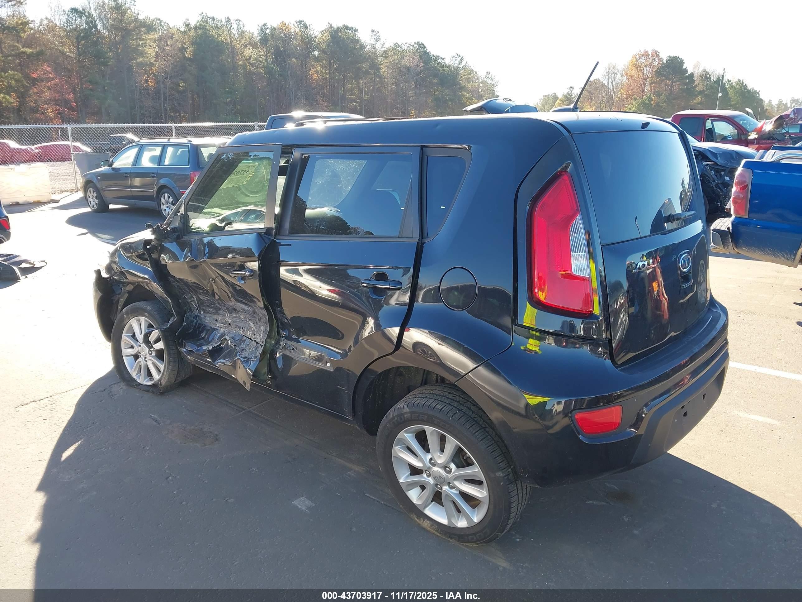 KIA SOUL image 3