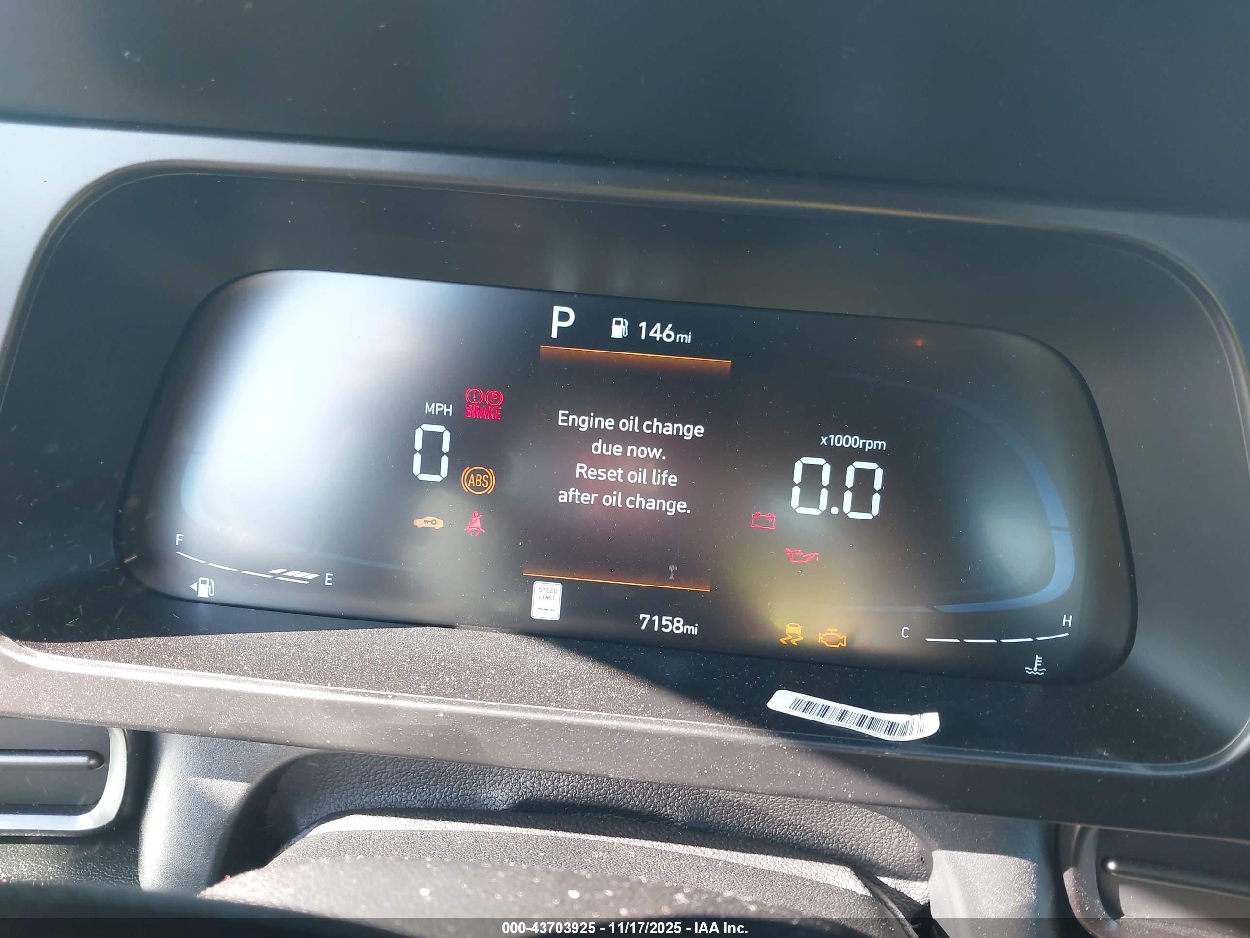 HYUNDAI ELANTRA image 7