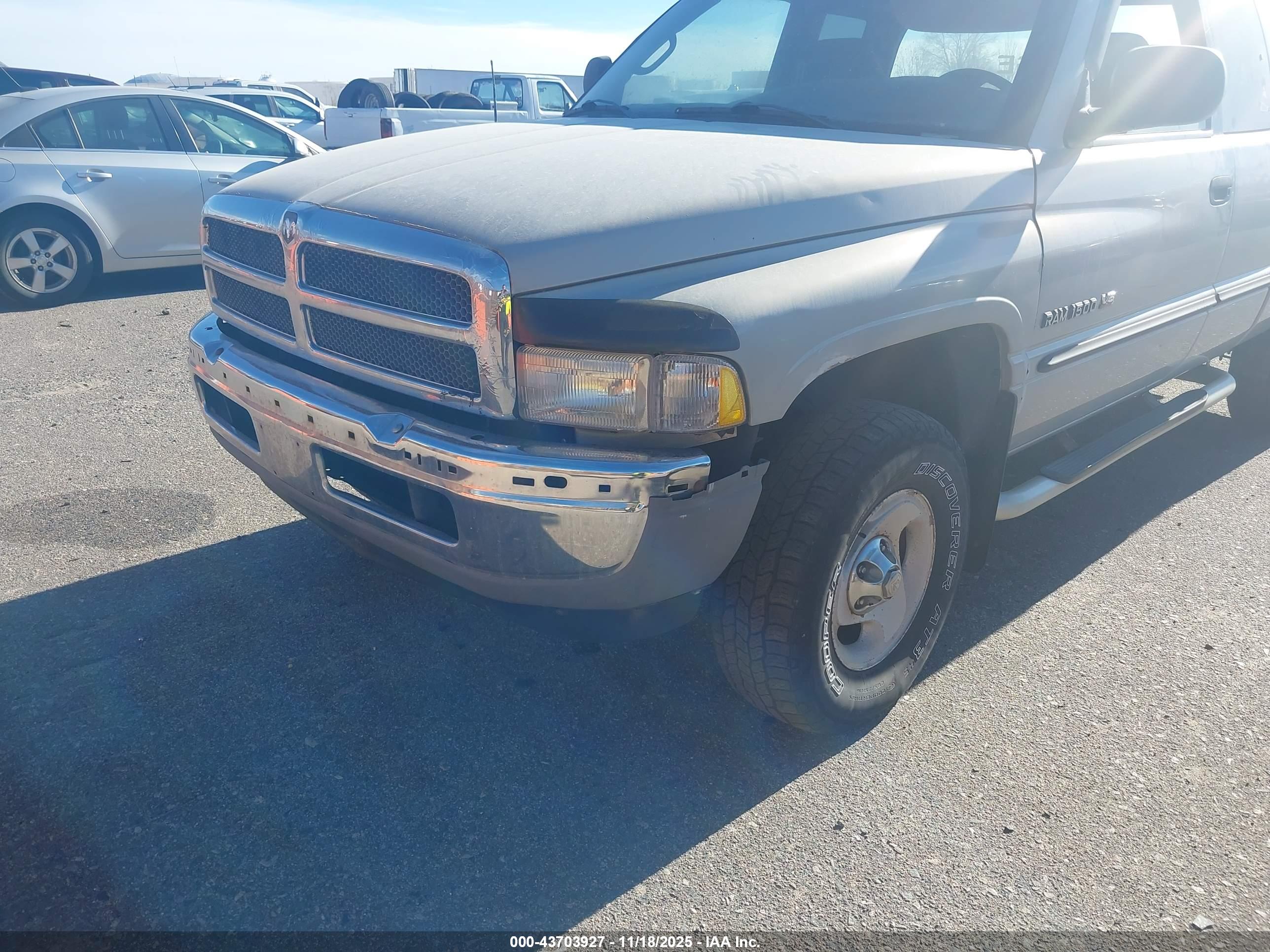 DODGE RAM image 6