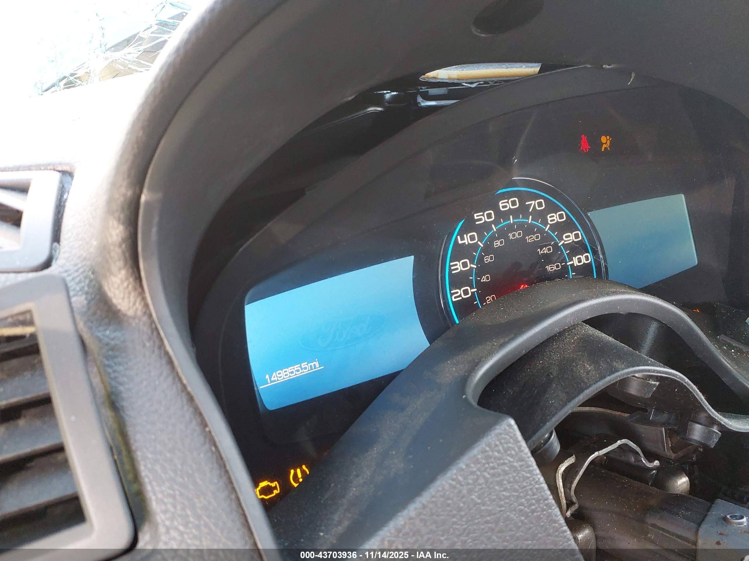 FORD FUSION image 7