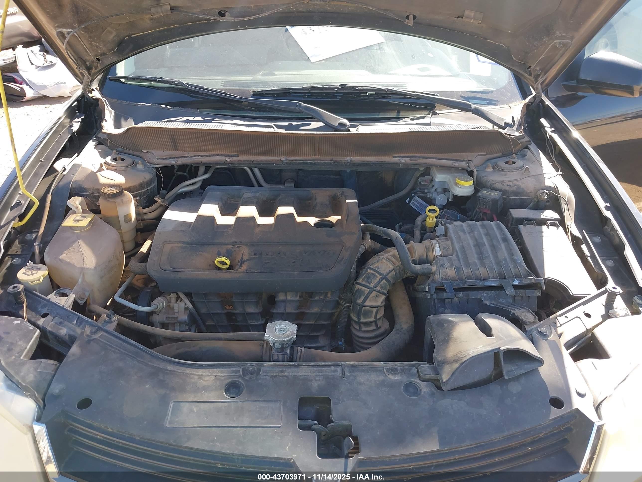 DODGE AVENGER image 10