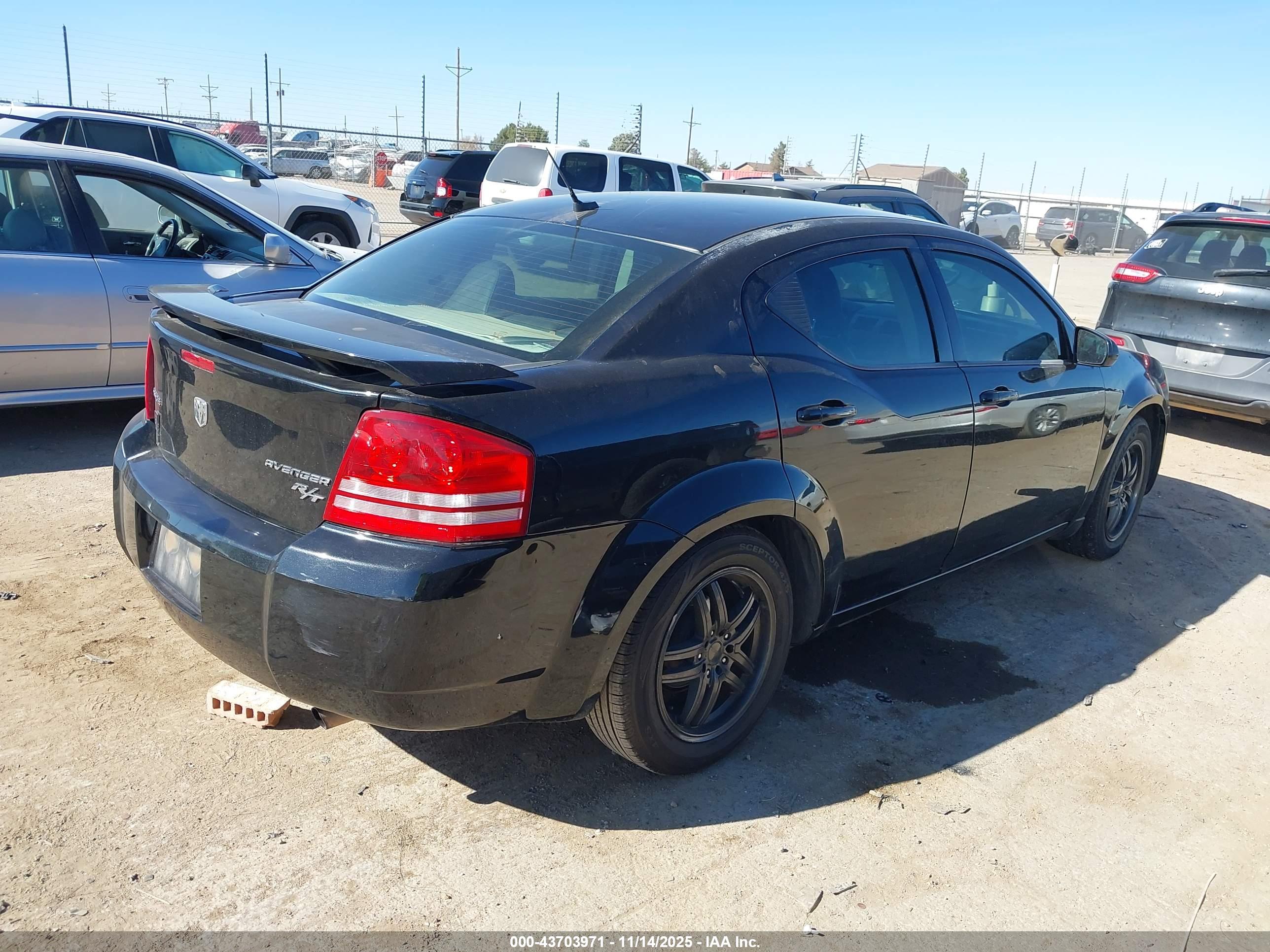 DODGE AVENGER image 4
