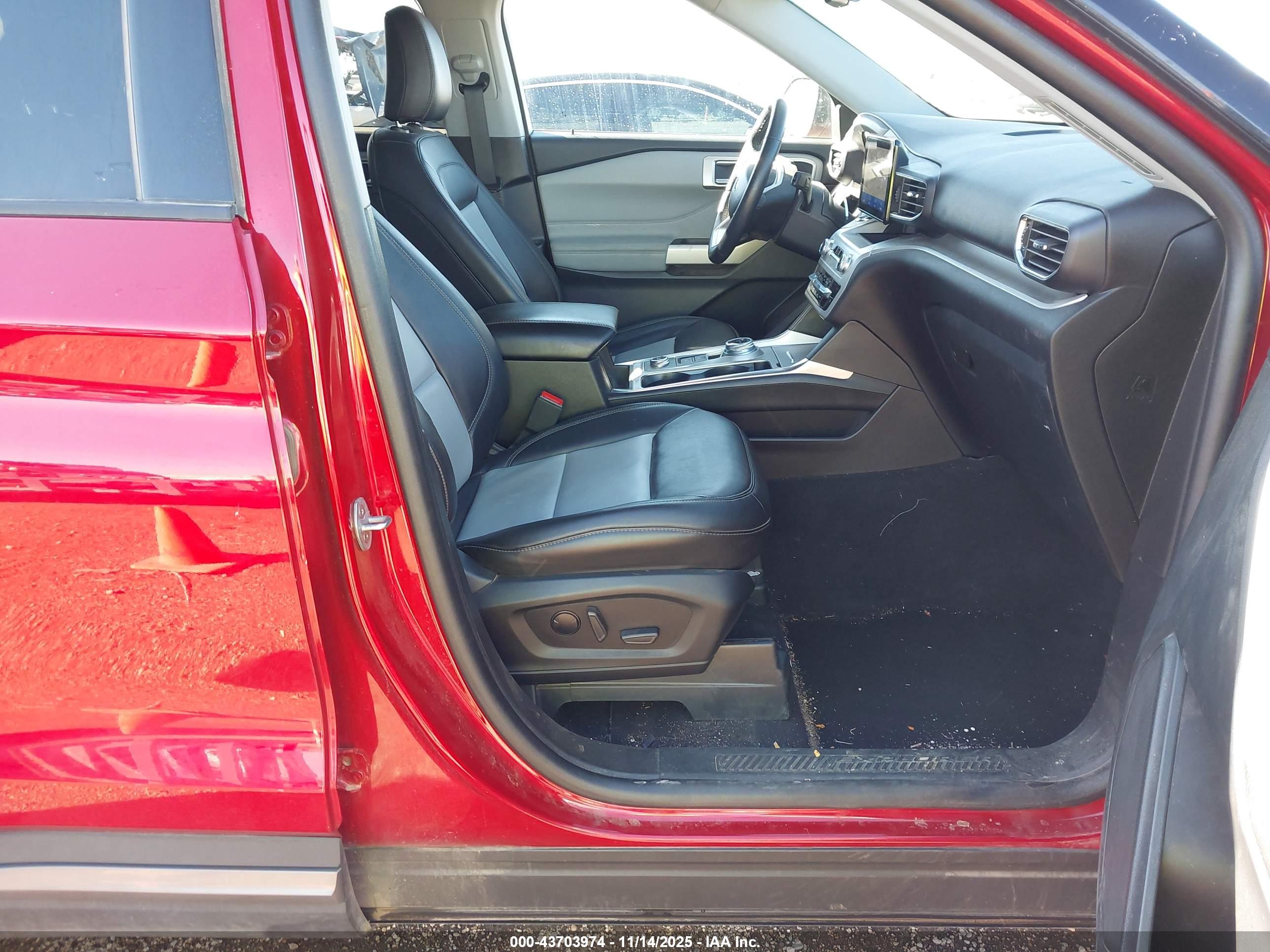FORD EXPLORER image 5