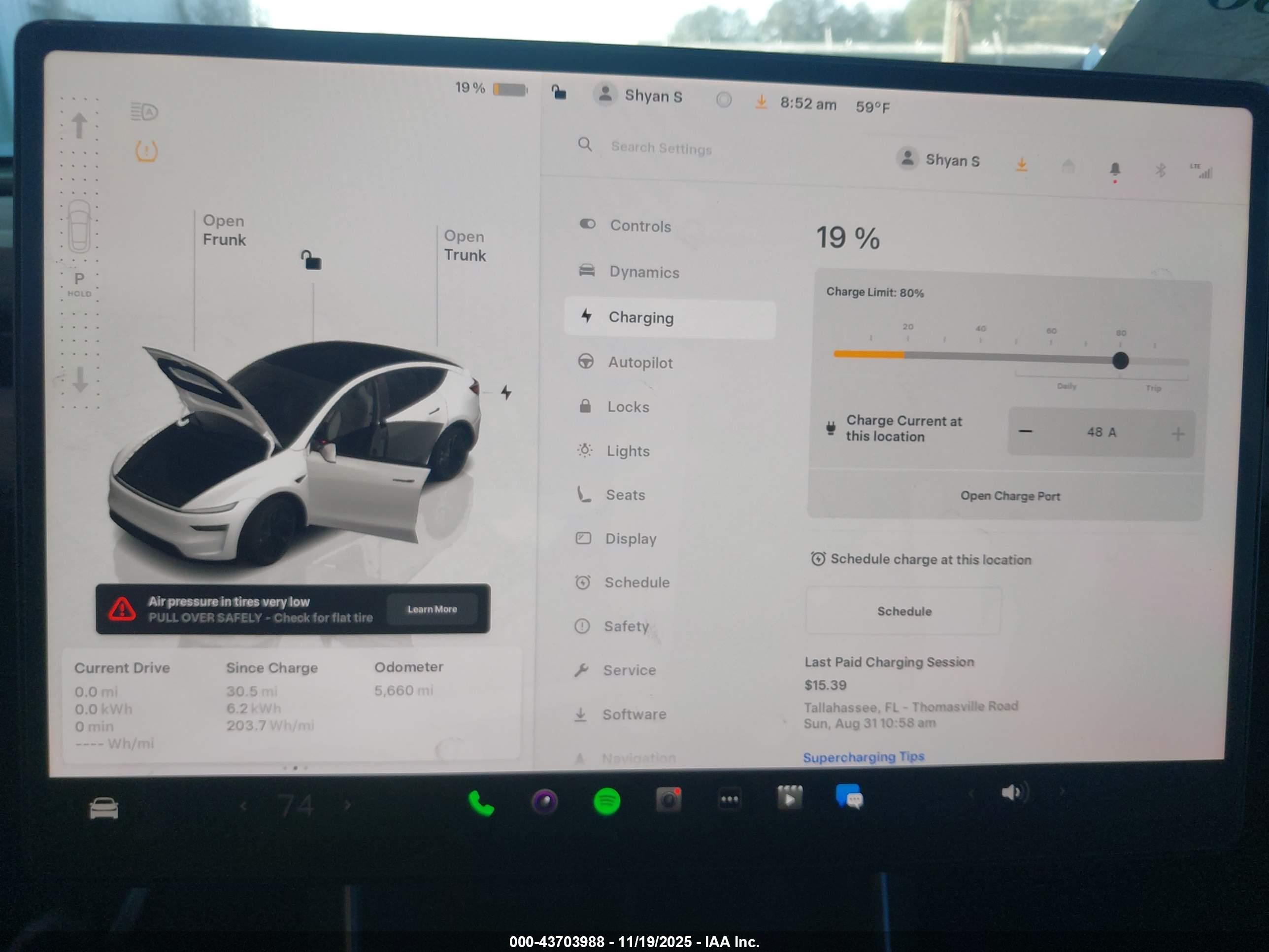 TESLA MODEL image 7