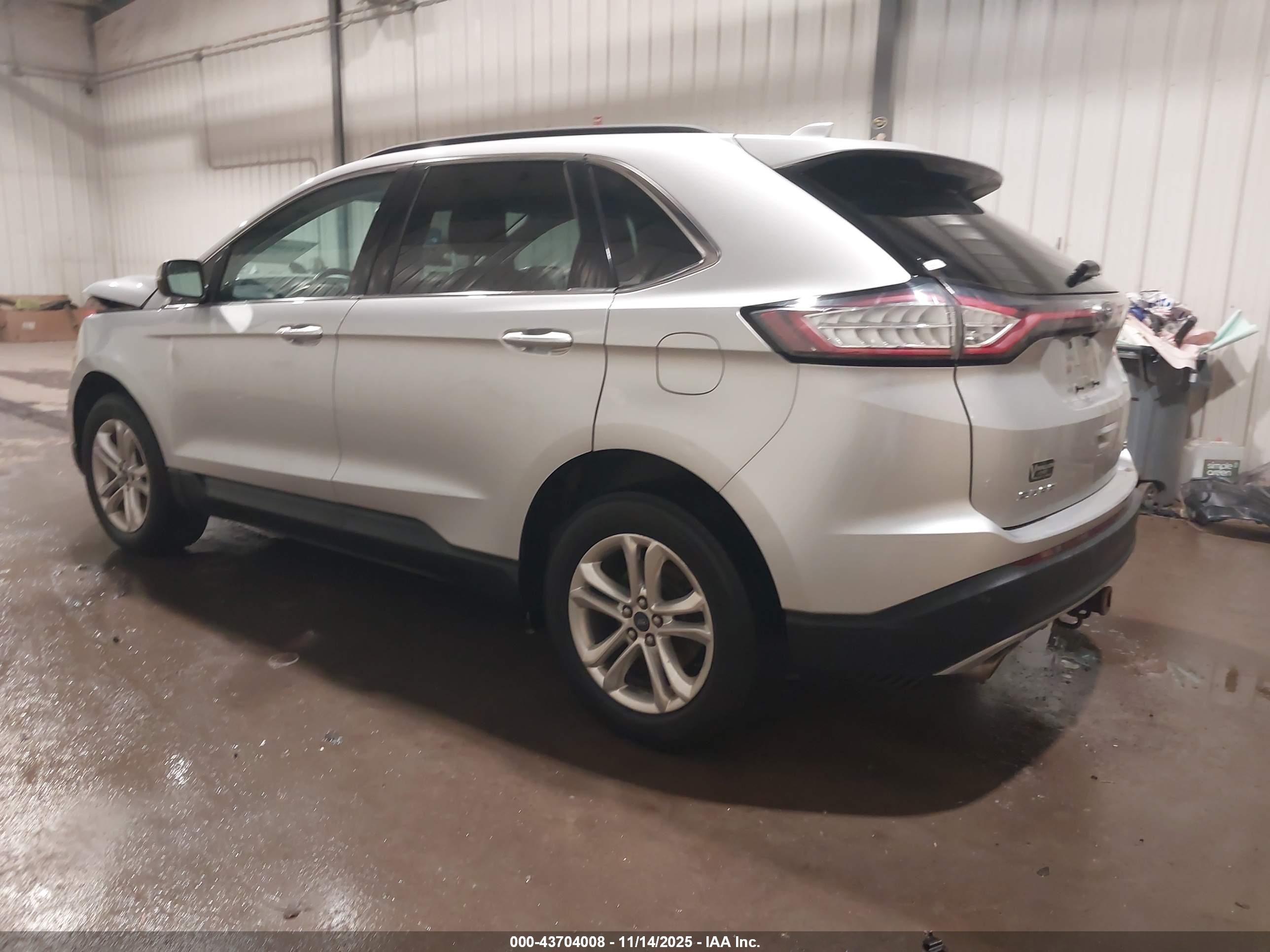 FORD EDGE image 3