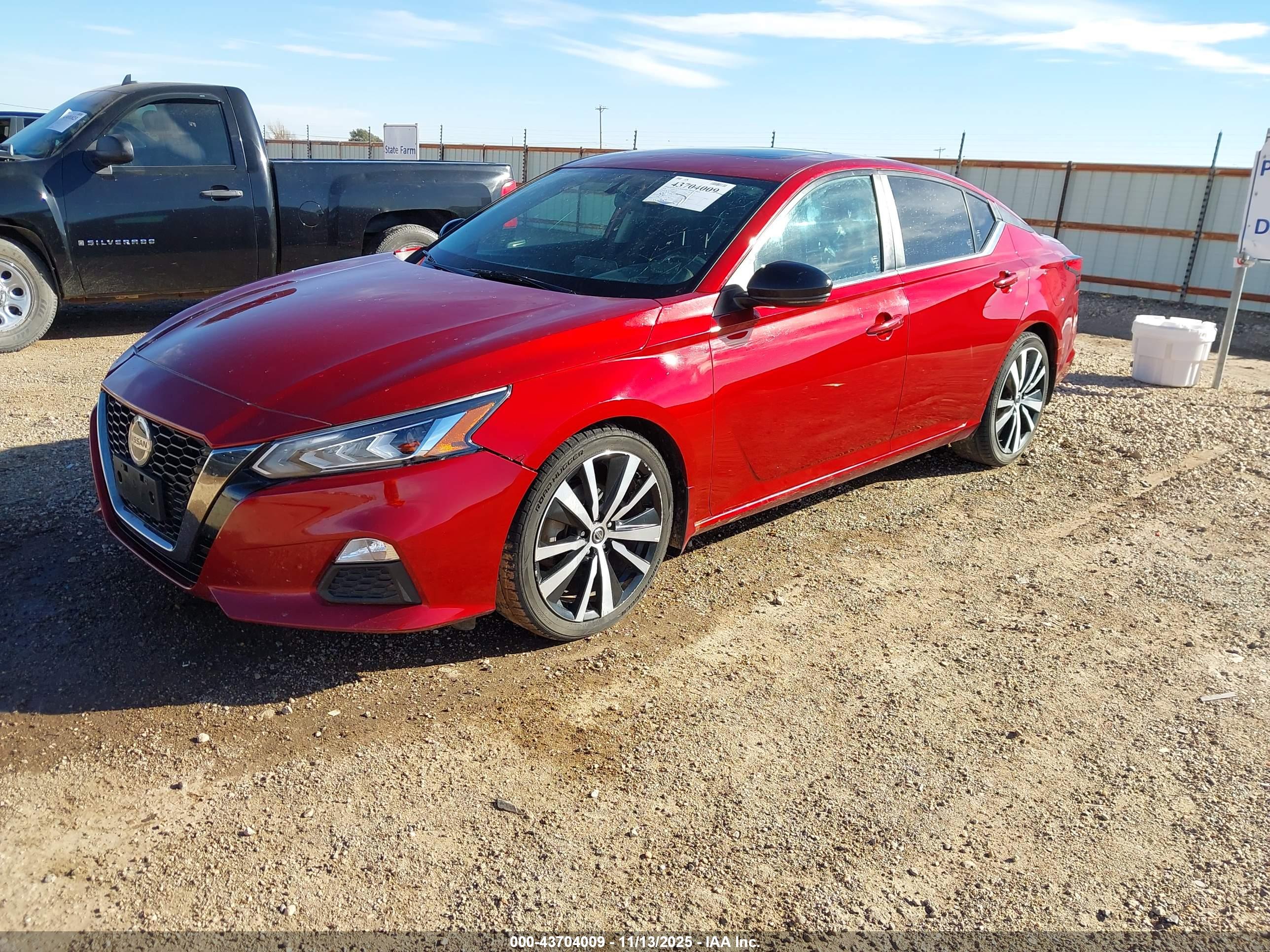 NISSAN ALTIMA image 2