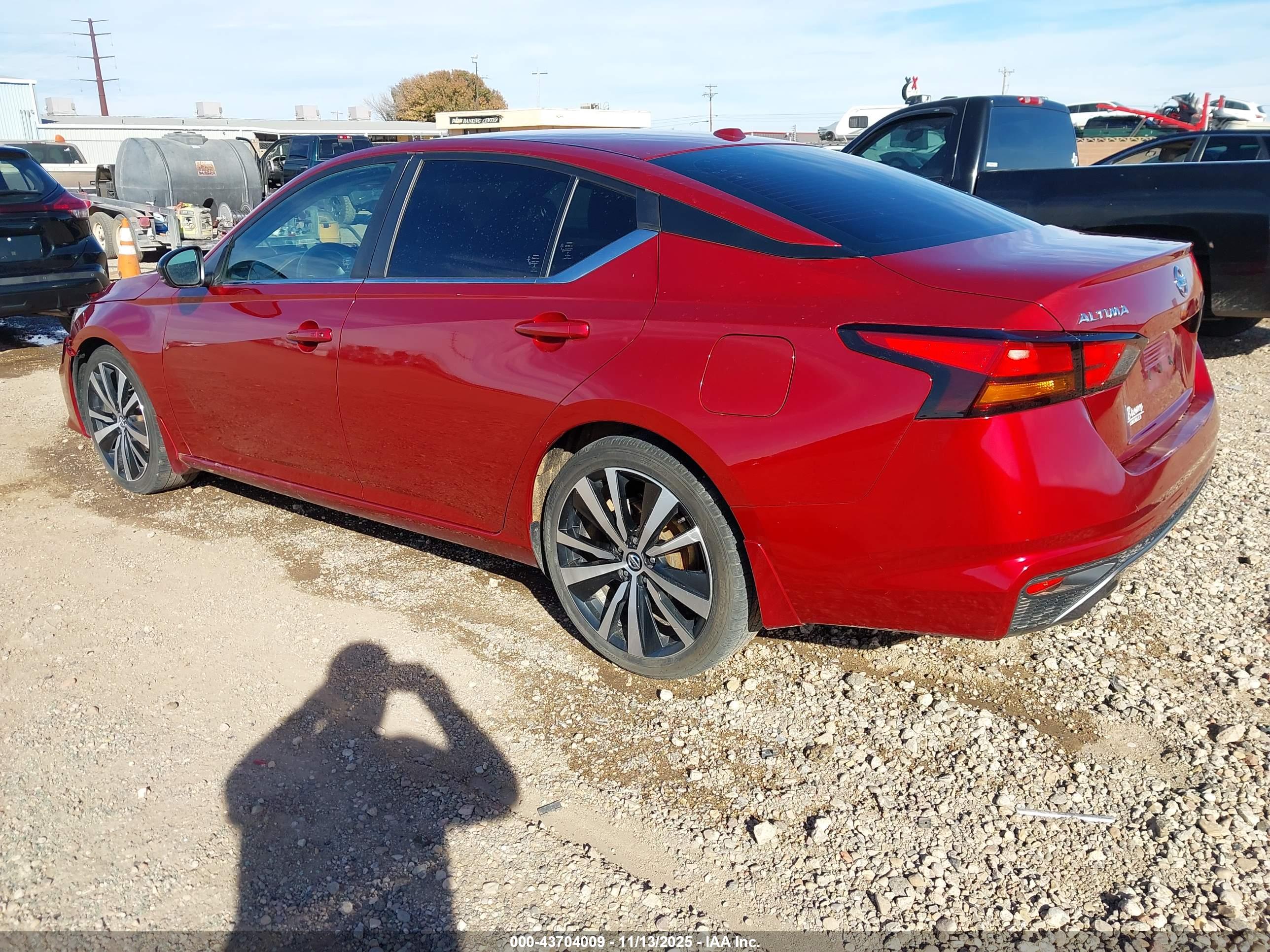 NISSAN ALTIMA image 3