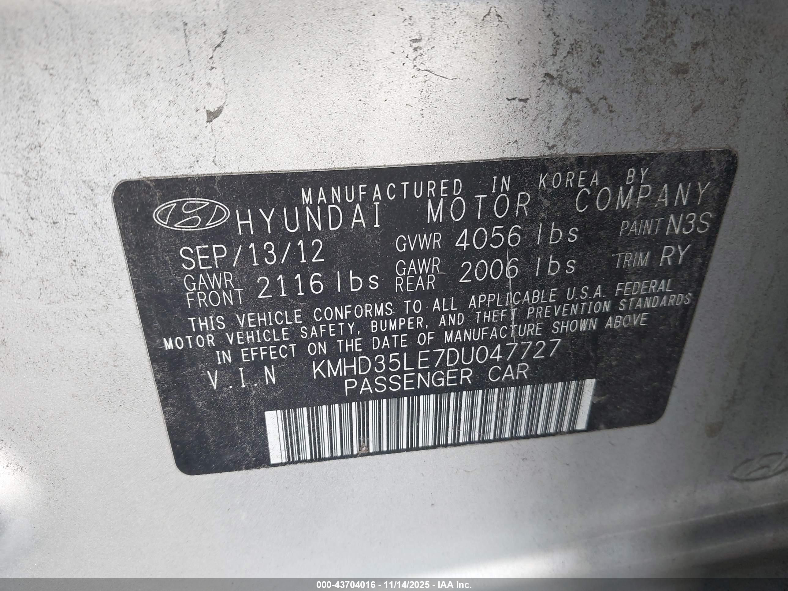 HYUNDAI ELANTRA image 9