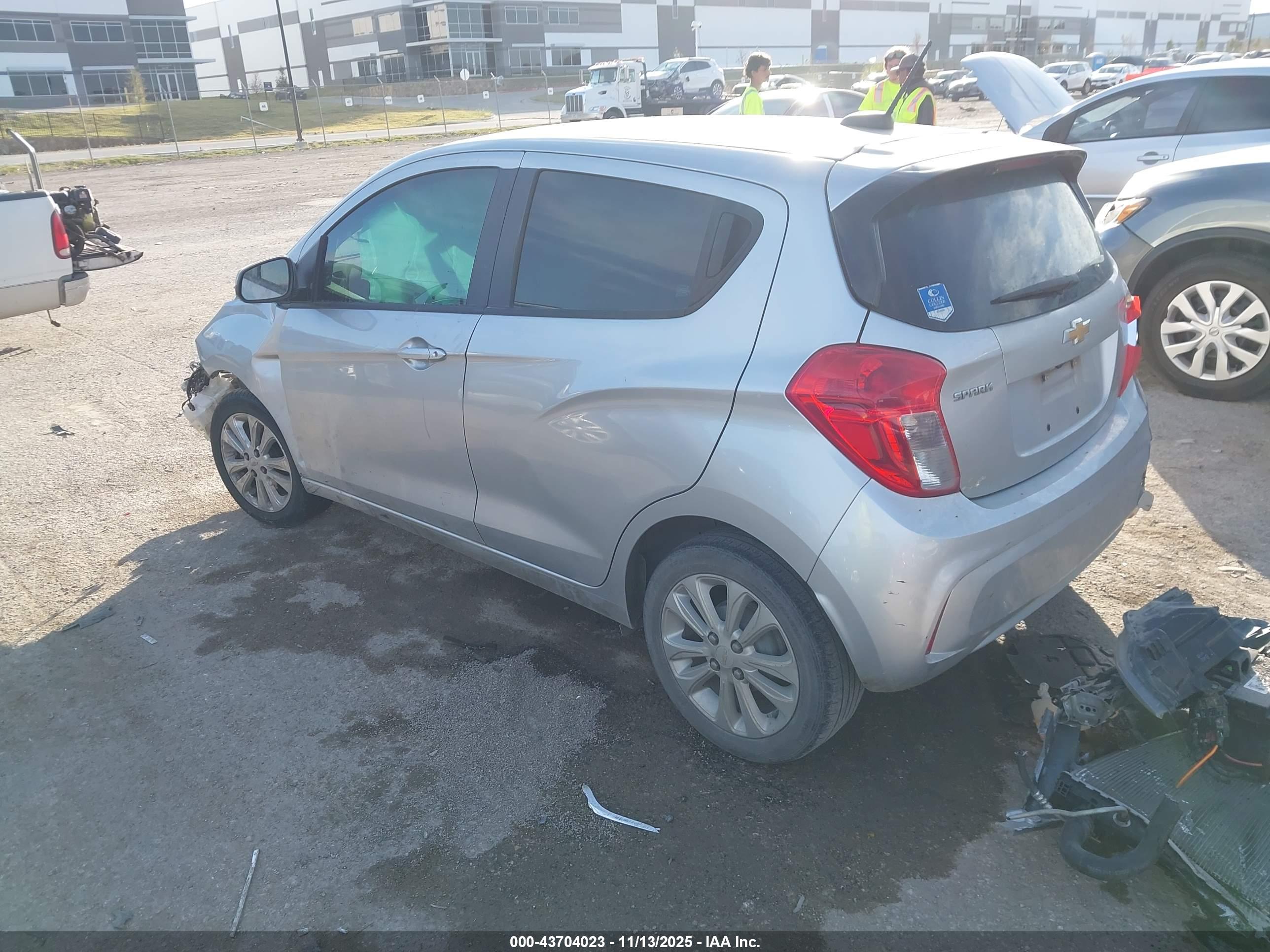 CHEVROLET SPARK image 3