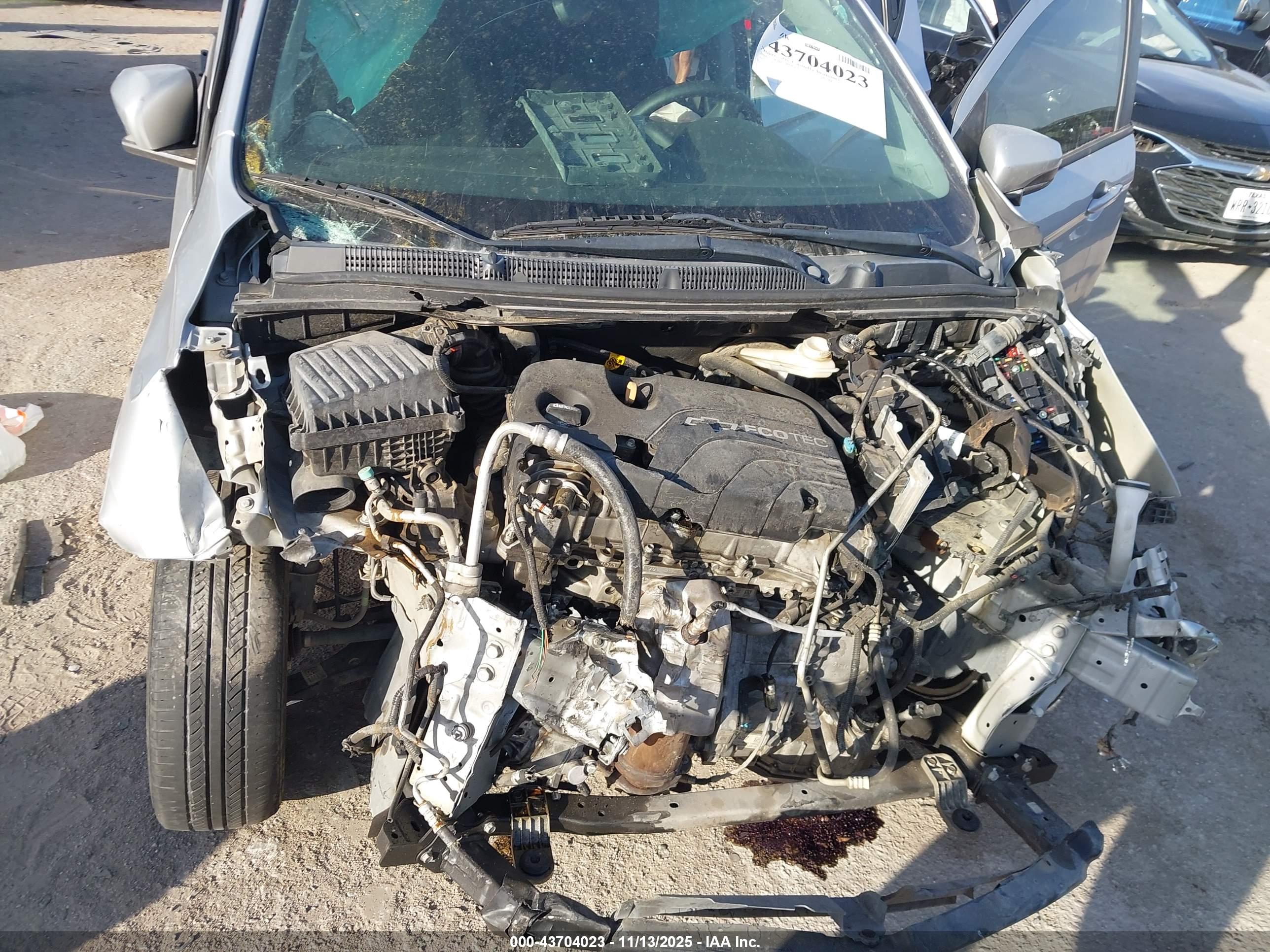 CHEVROLET SPARK image 6
