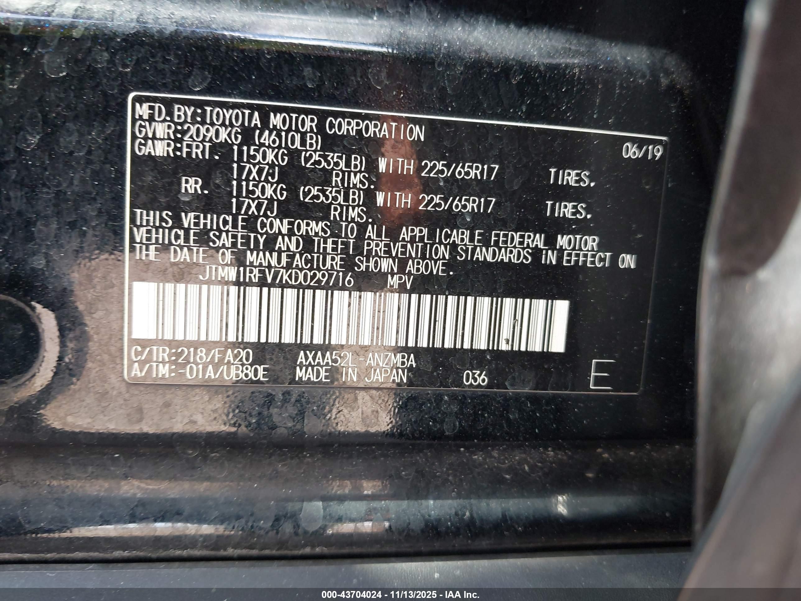 TOYOTA RAV4 image 9