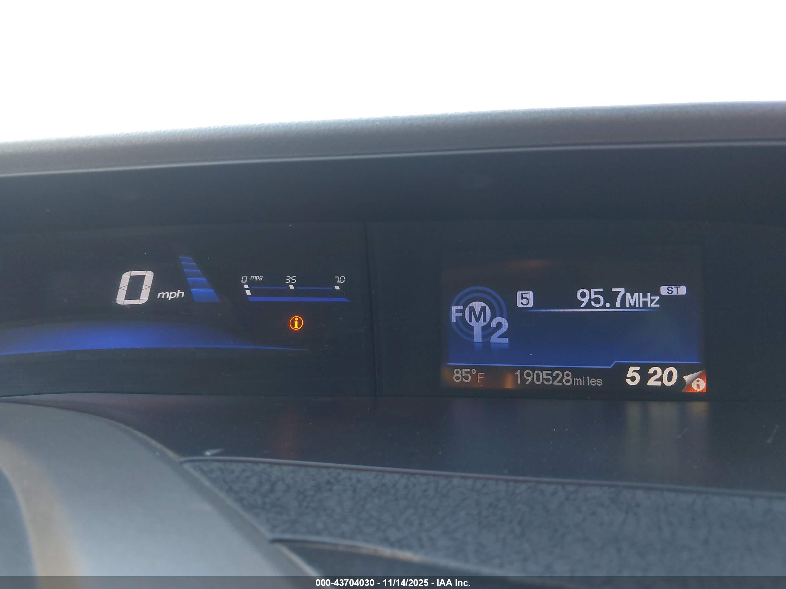 HONDA CIVIC image 7