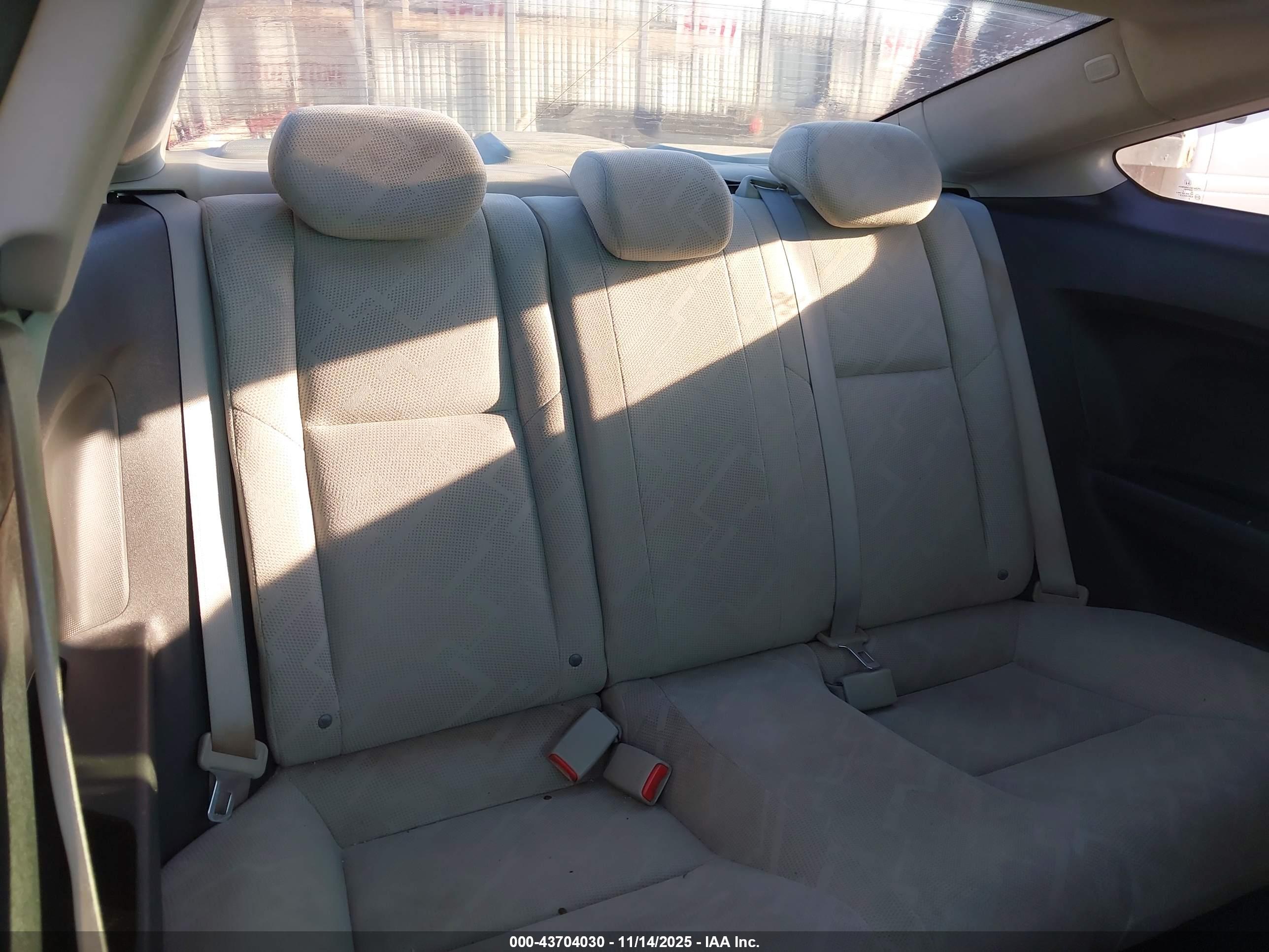 HONDA CIVIC image 8