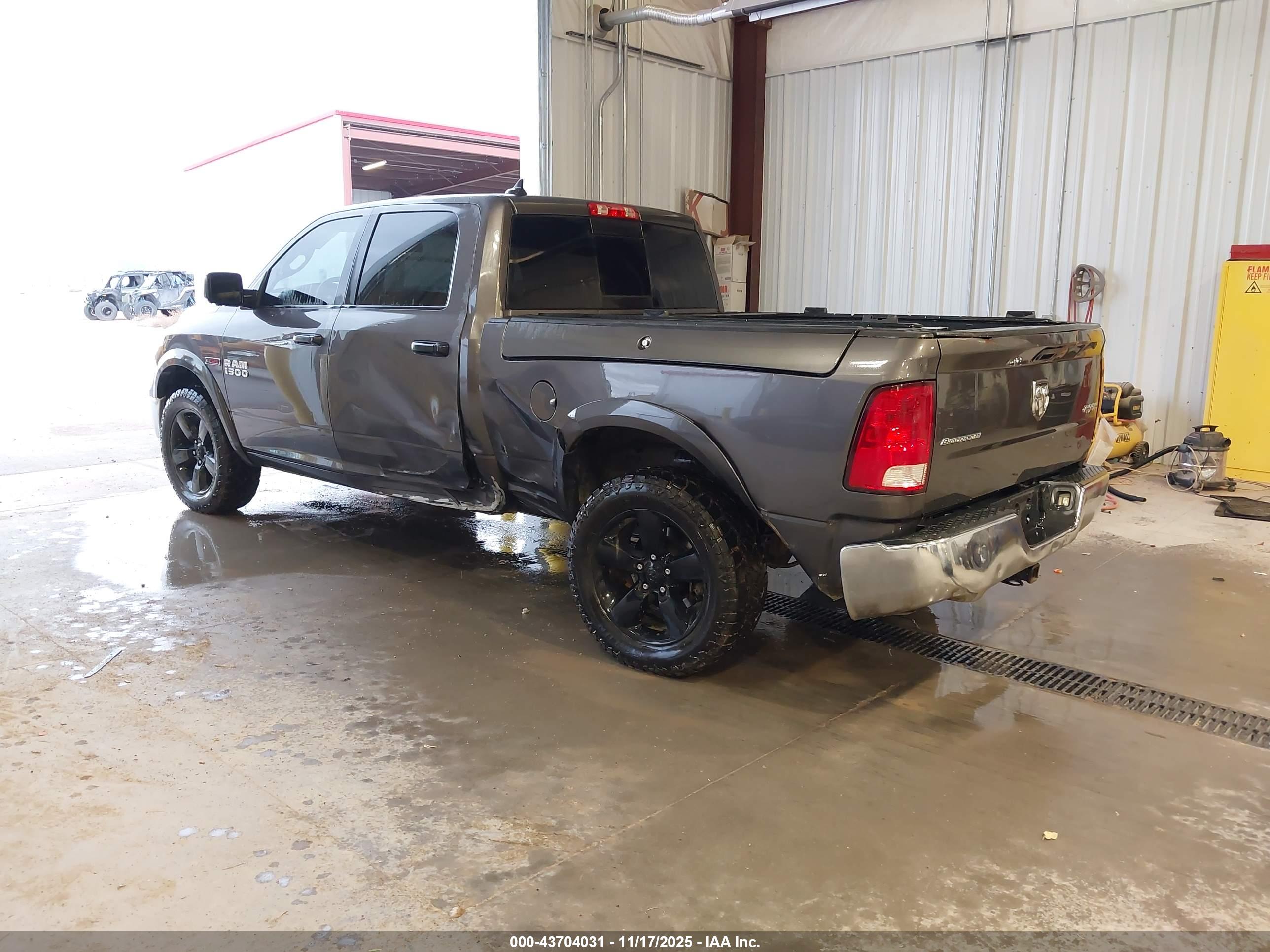 RAM 1500 image 3