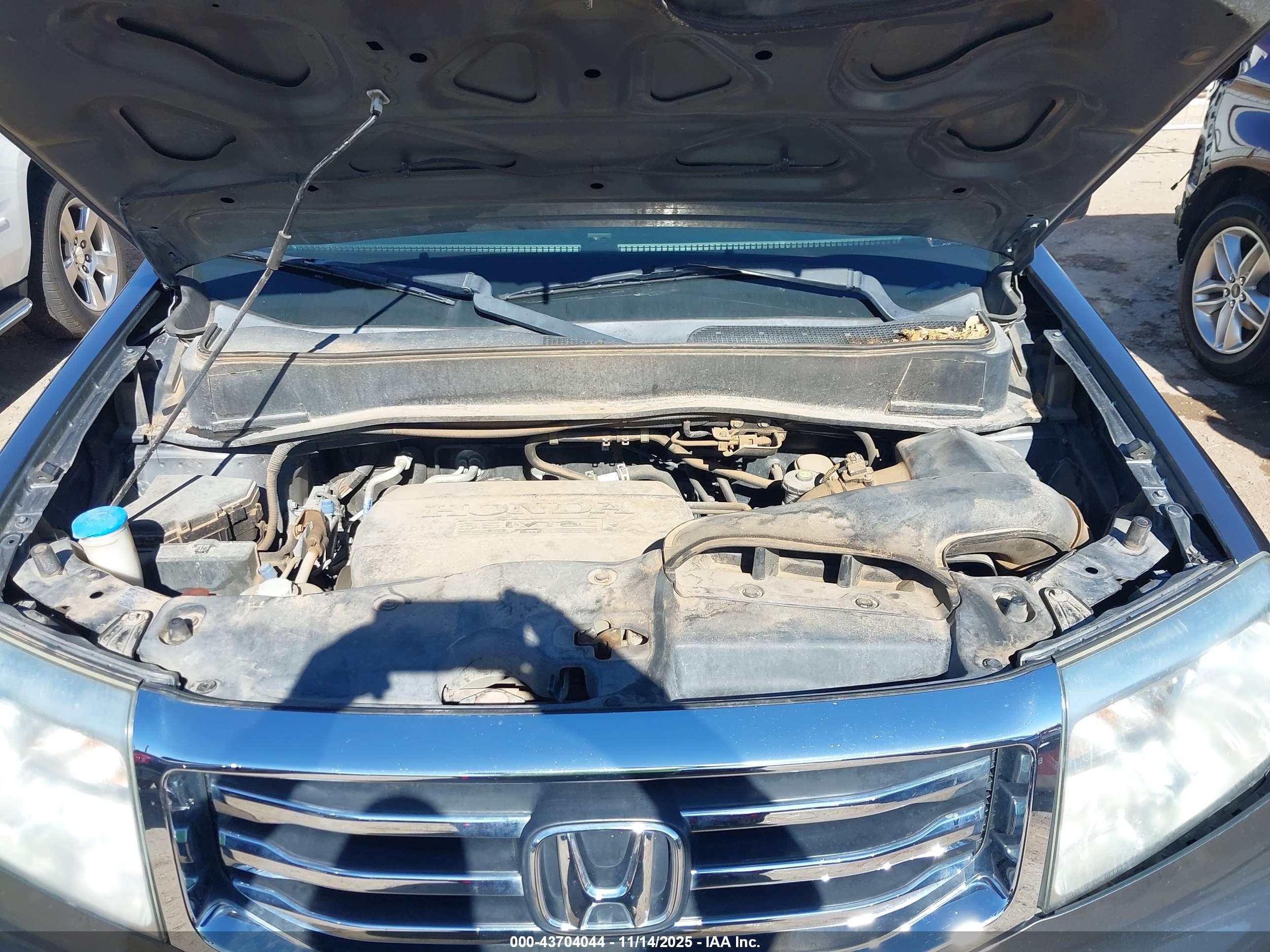 HONDA PILOT image 10