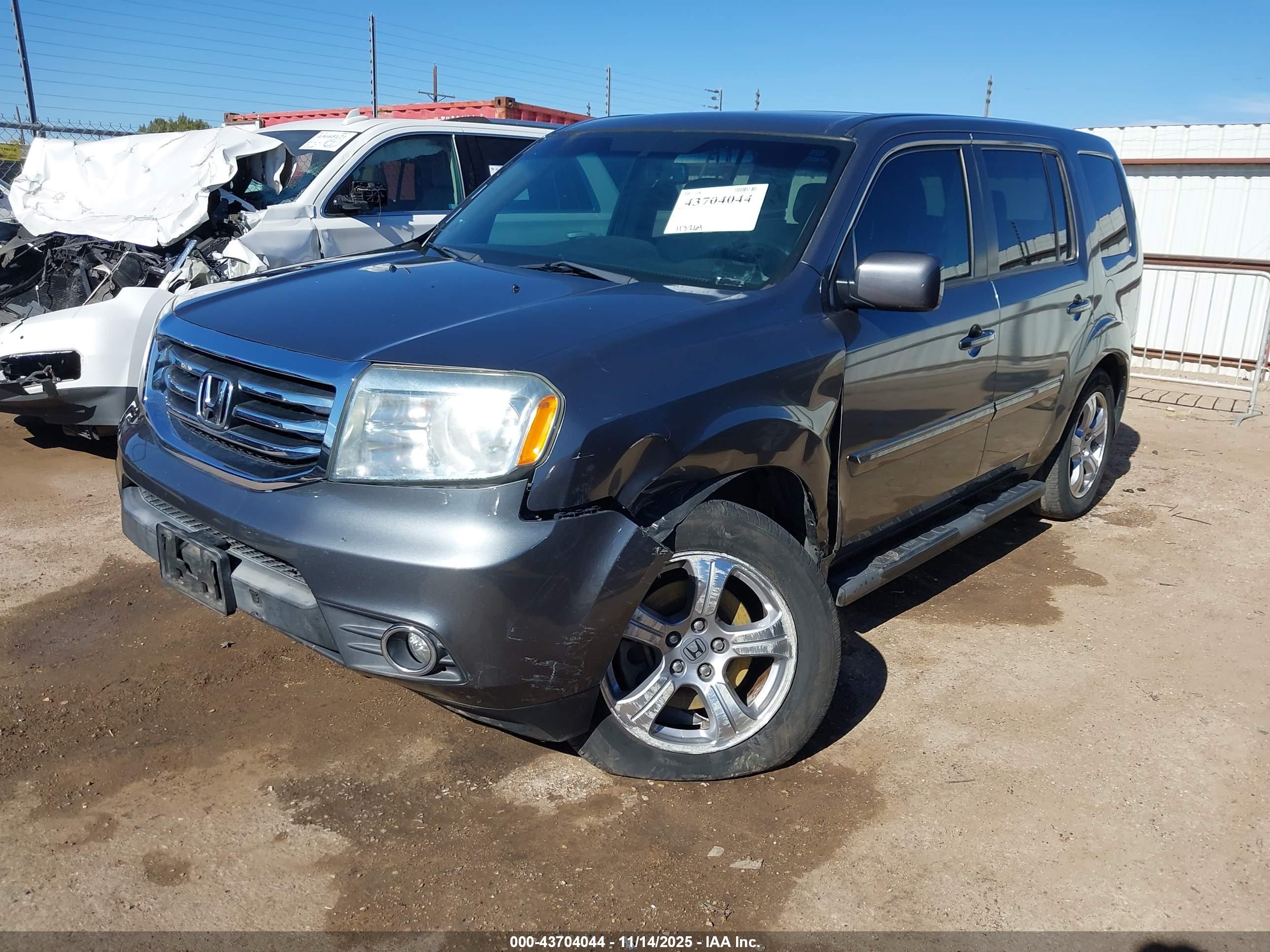 HONDA PILOT image 2