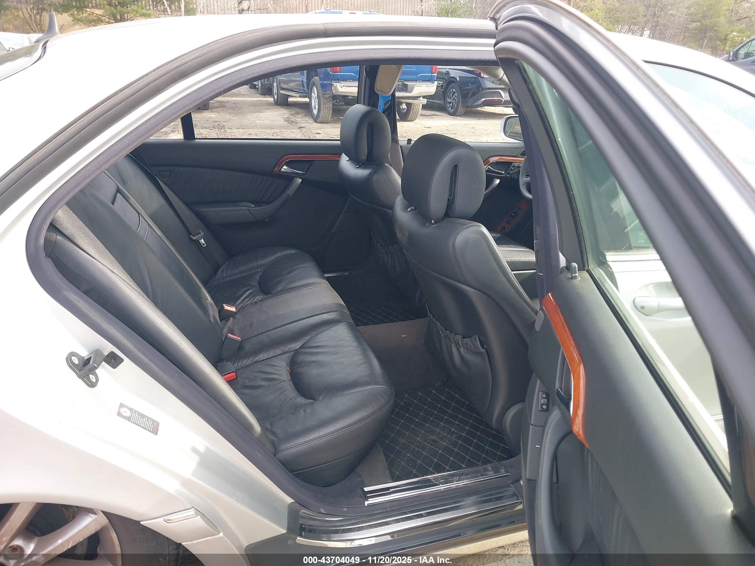 MERCEDES-BENZ S image 8