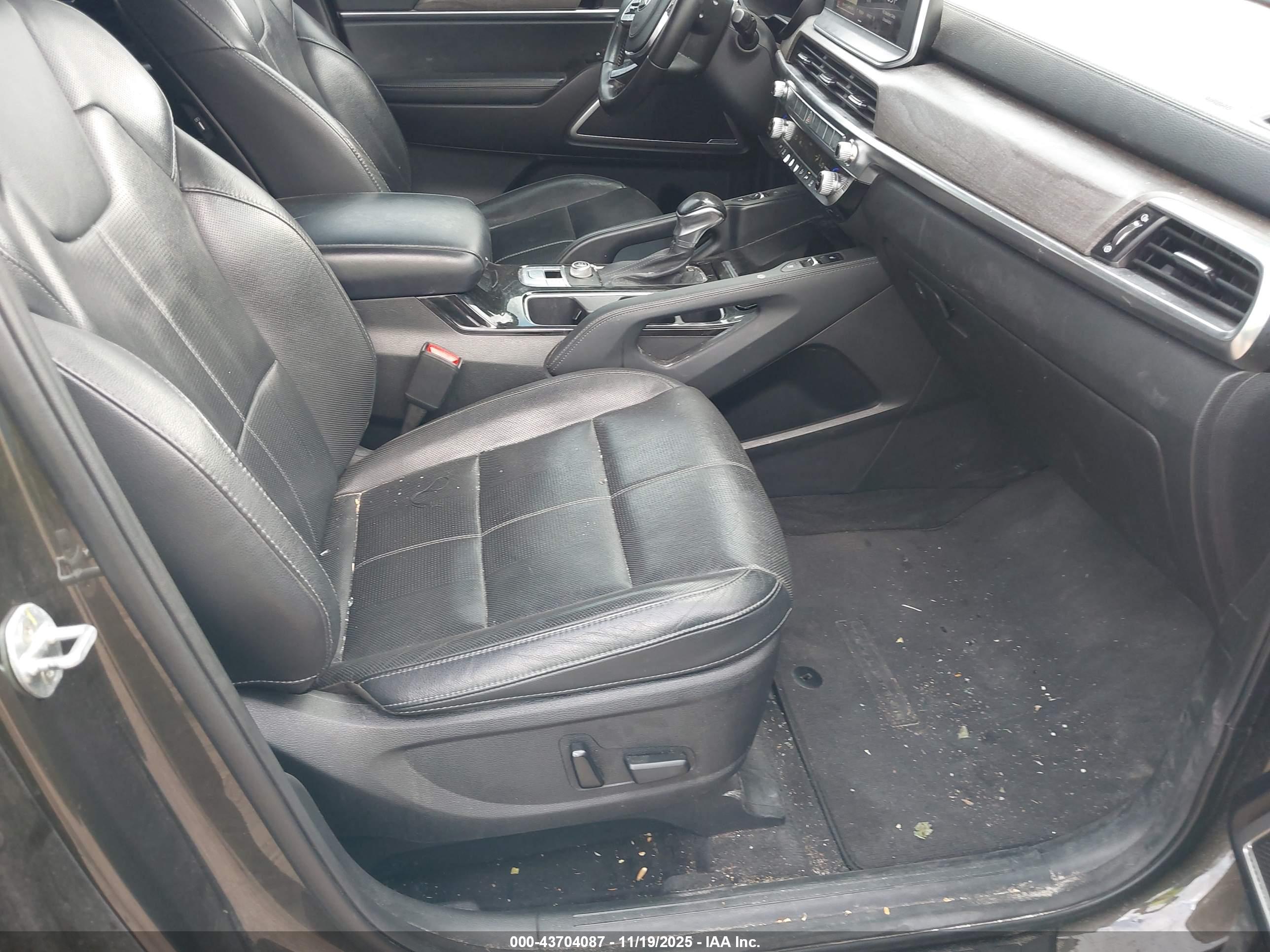 KIA TELLURIDE image 5