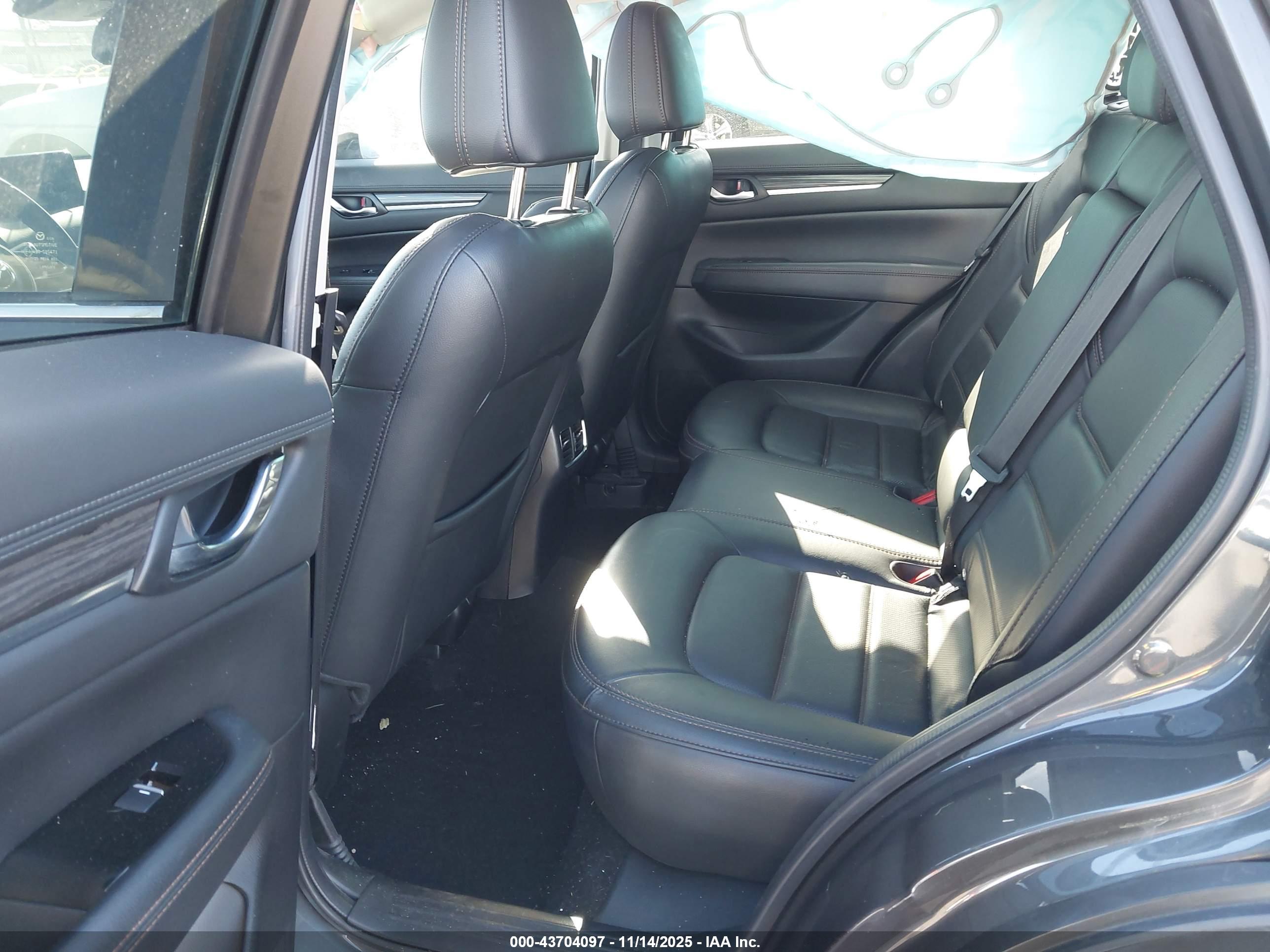 MAZDA CX-5 image 8