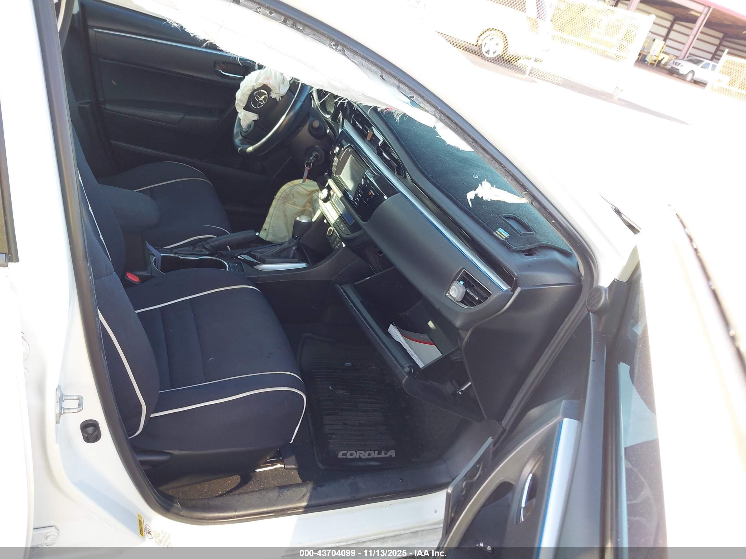 TOYOTA COROLLA image 5