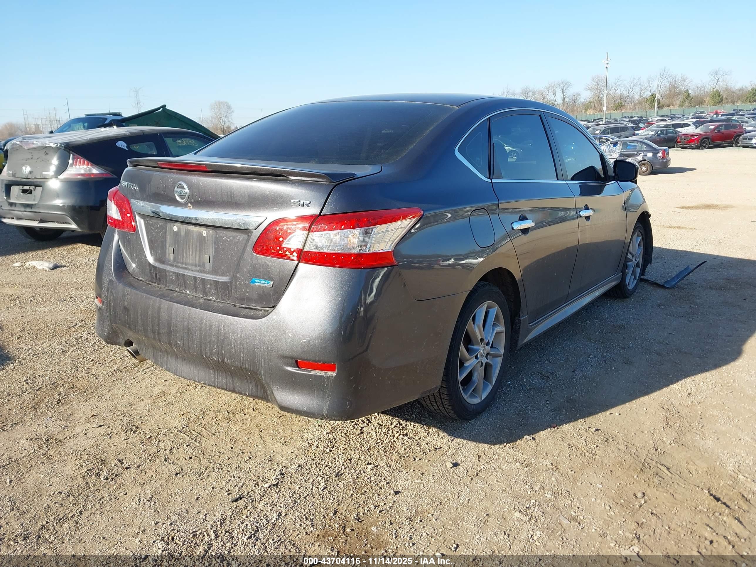 NISSAN SENTRA image 4