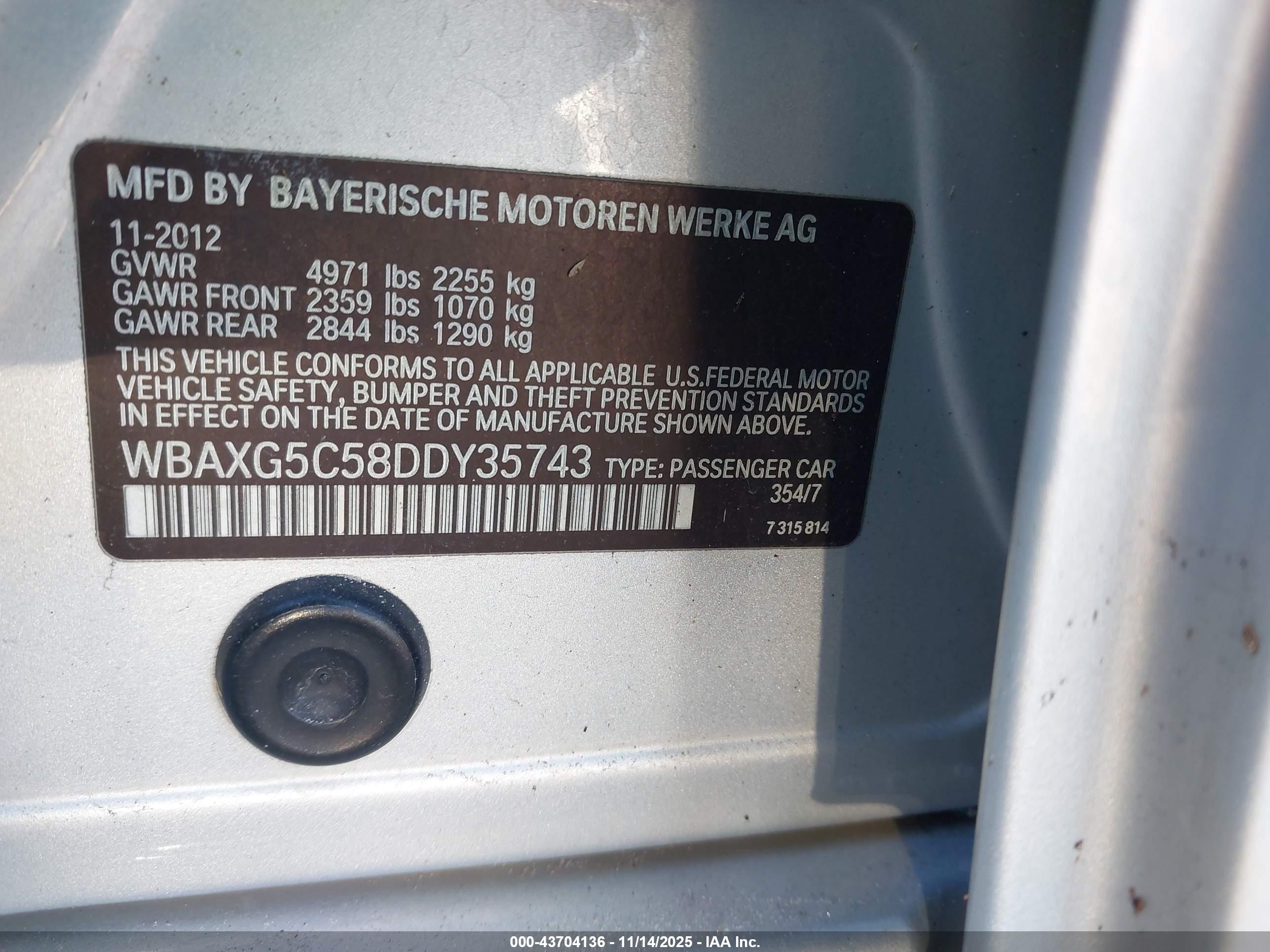 BMW 528I image 9