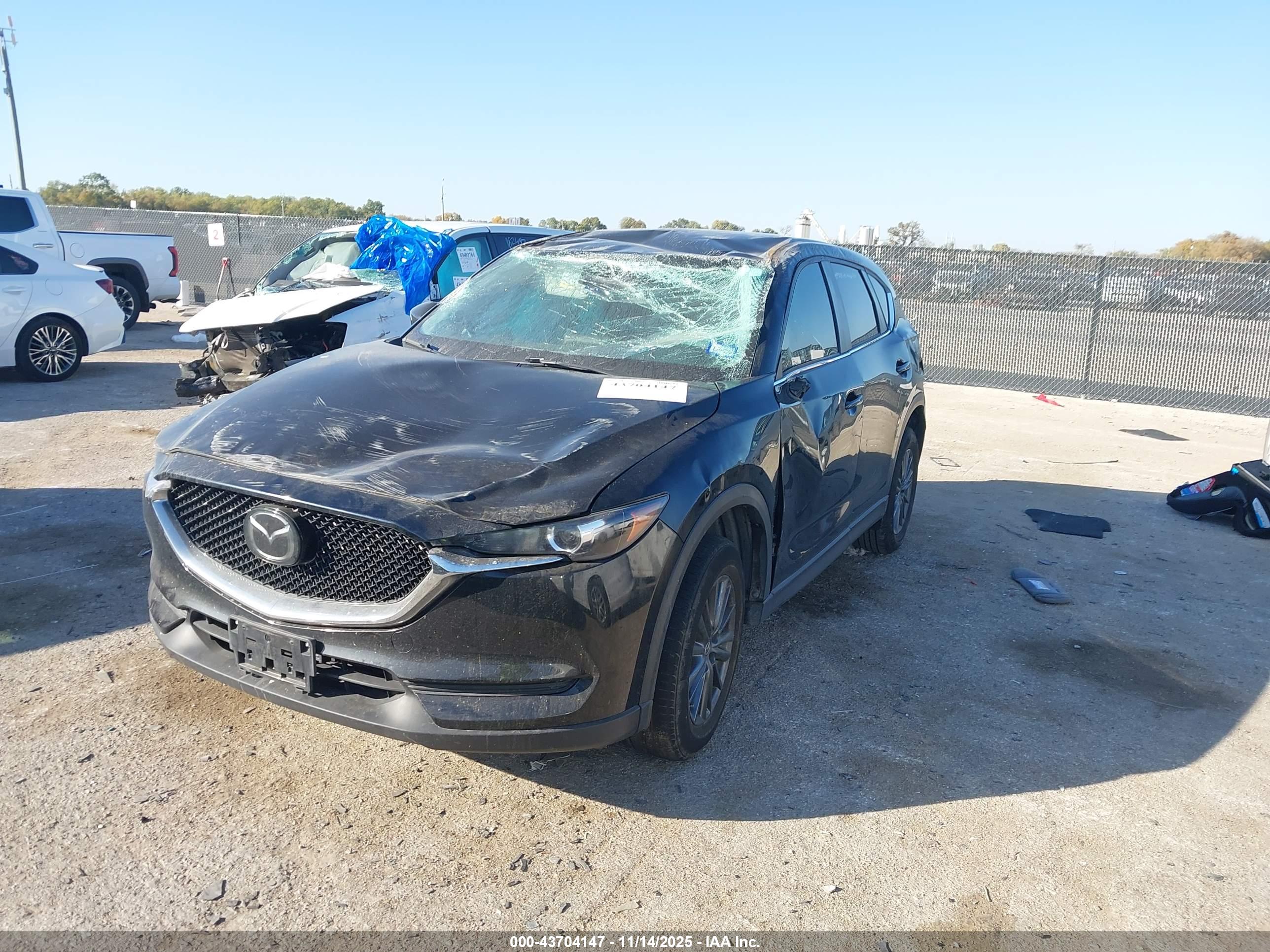 MAZDA CX-5 image 2