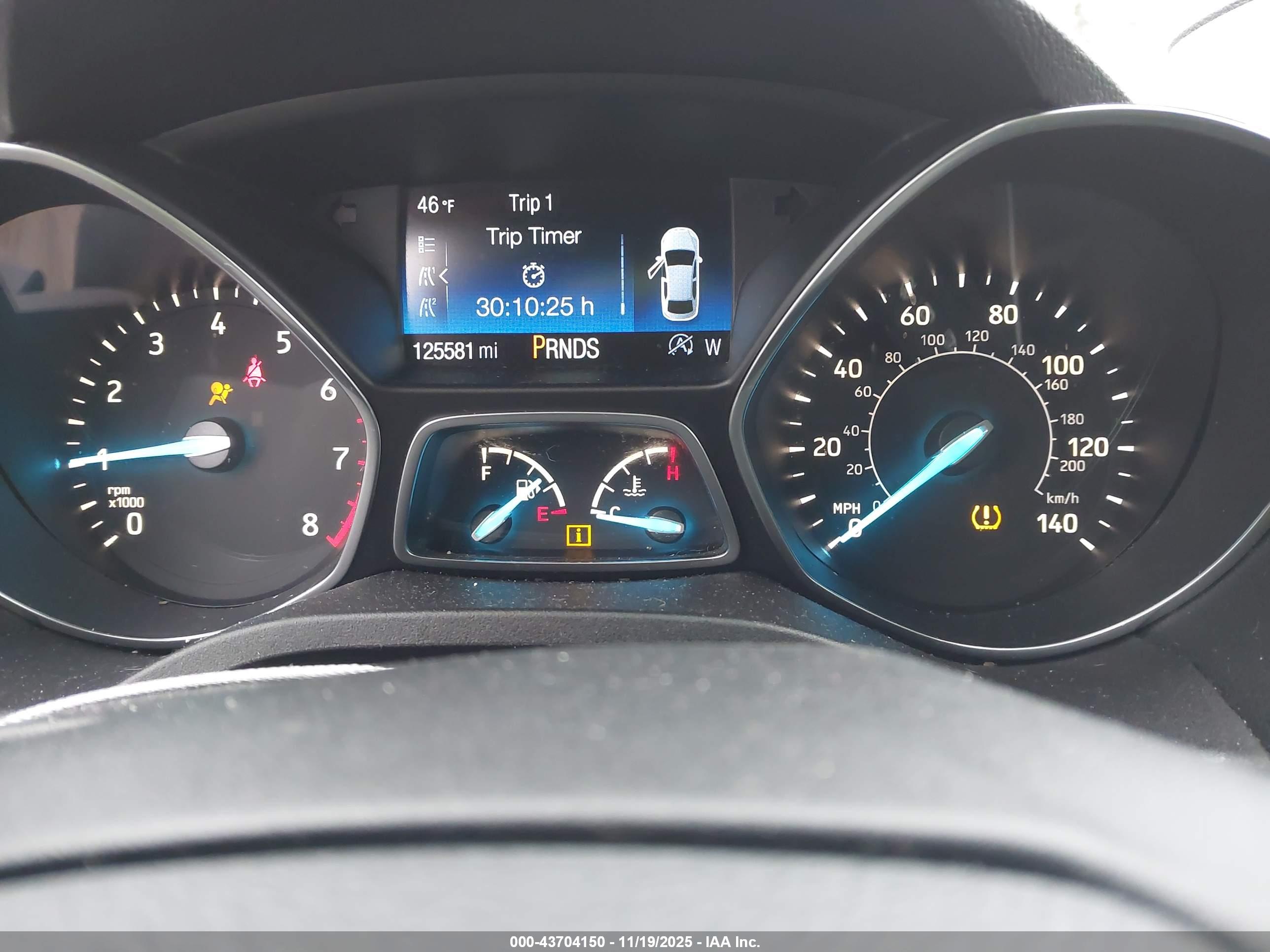 FORD ESCAPE image 7