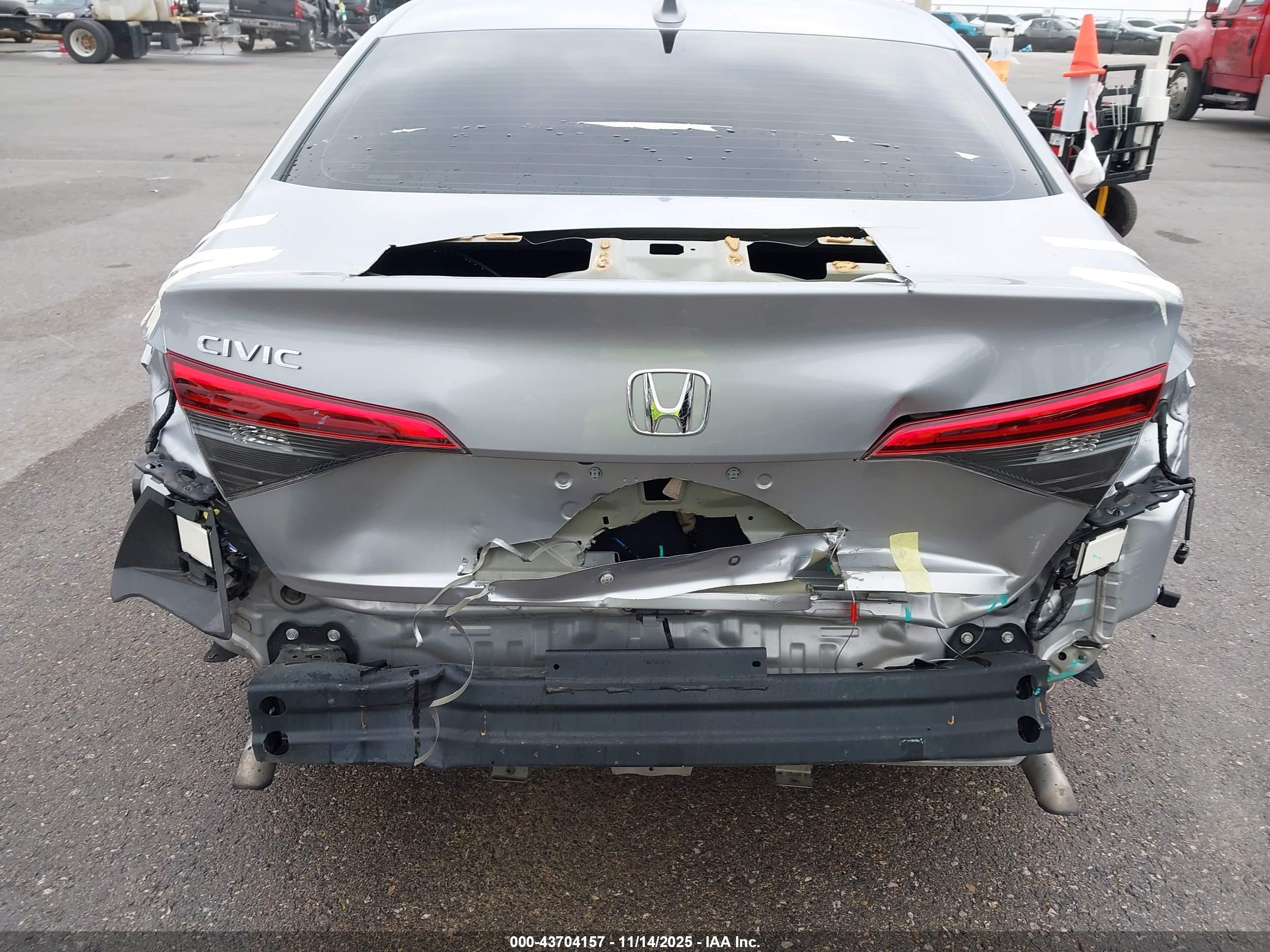 HONDA CIVIC image 6