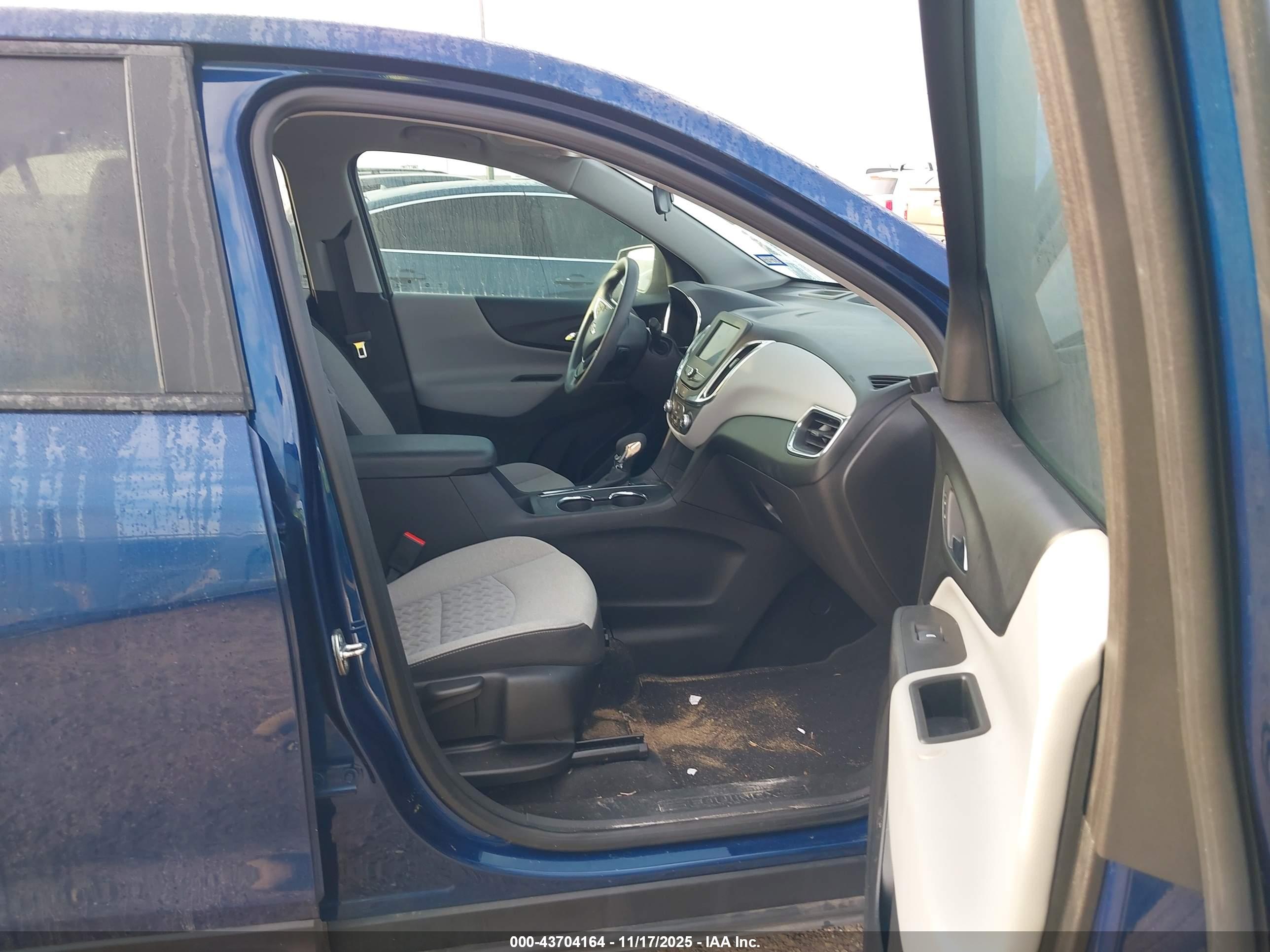 CHEVROLET EQUINOX image 5